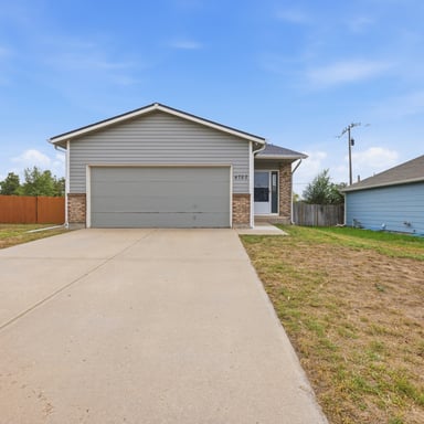 Property photo 1 of 4782 Witches Hollow Ln