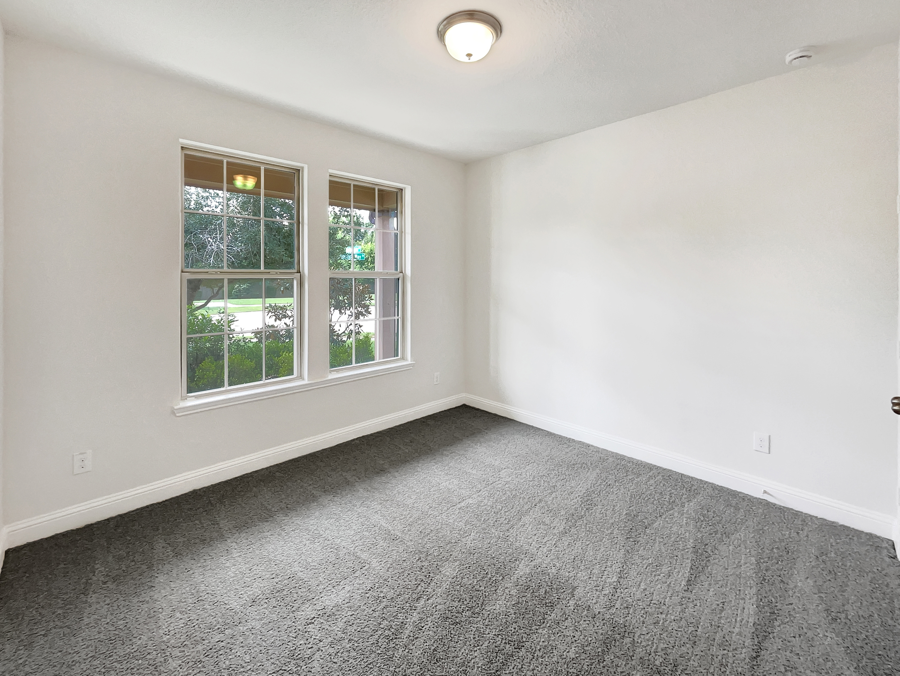 Photo 9 of 33 of 3627 Bartlett Way Dr, Pearland, TX