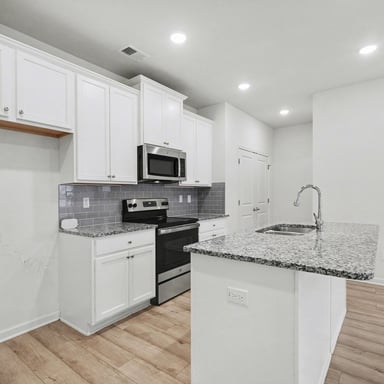 Property photo 2 of 4574 Bishops Ln
