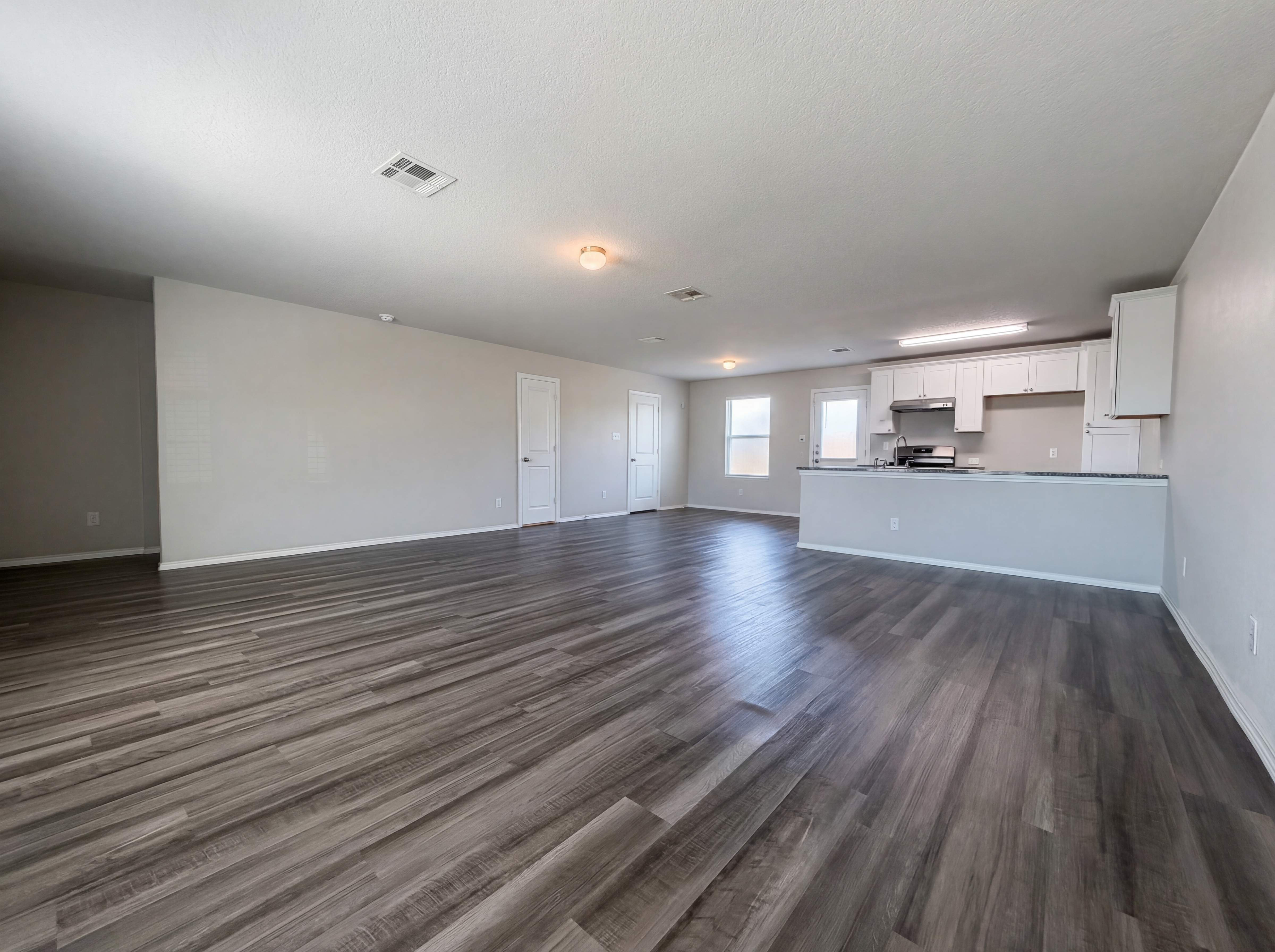 Photo 3 of 17 of 210 Expedition Way, San Antonio, TX