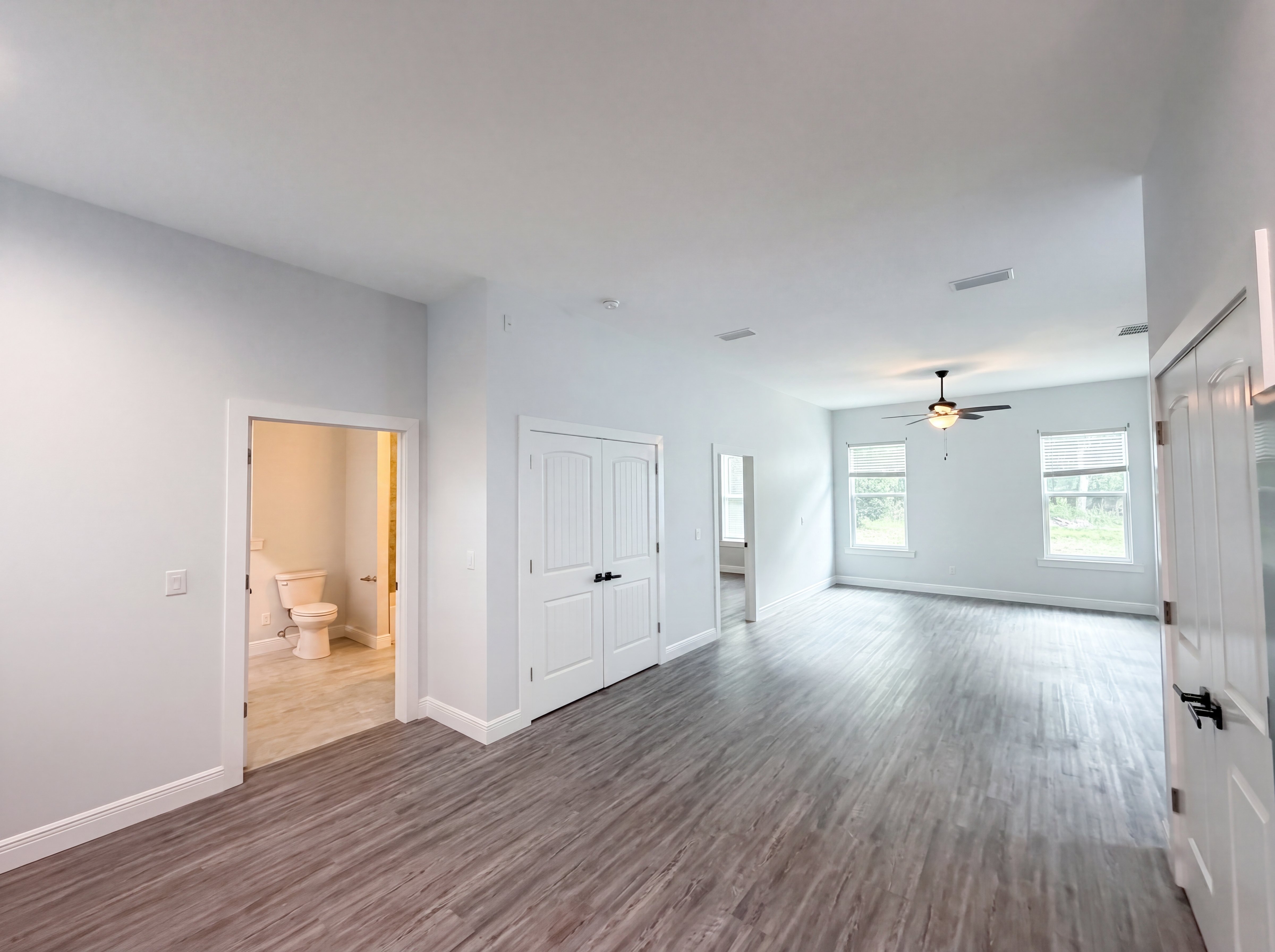 Photo 11 of 31 of 2700 Westside Dr, Leesburg, FL