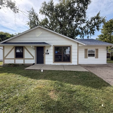 Property photo 1 of 1036 Eastlawn Dr