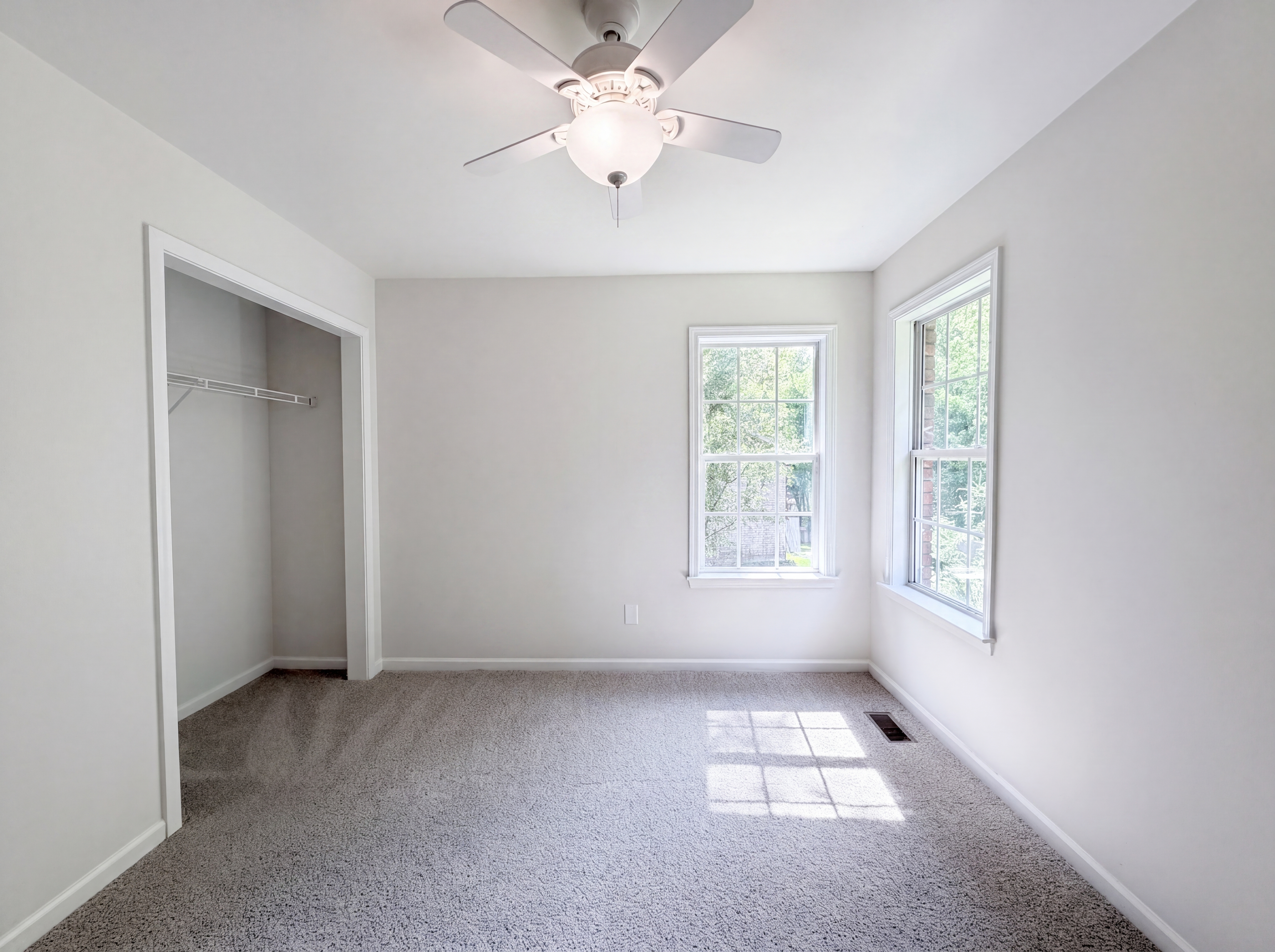 Photo 11 of 16 of 301 River Birch Cir, Mooresville, NC