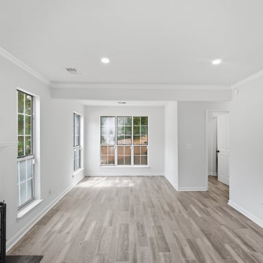 Property photo 3 of 4389 Southvale Dr