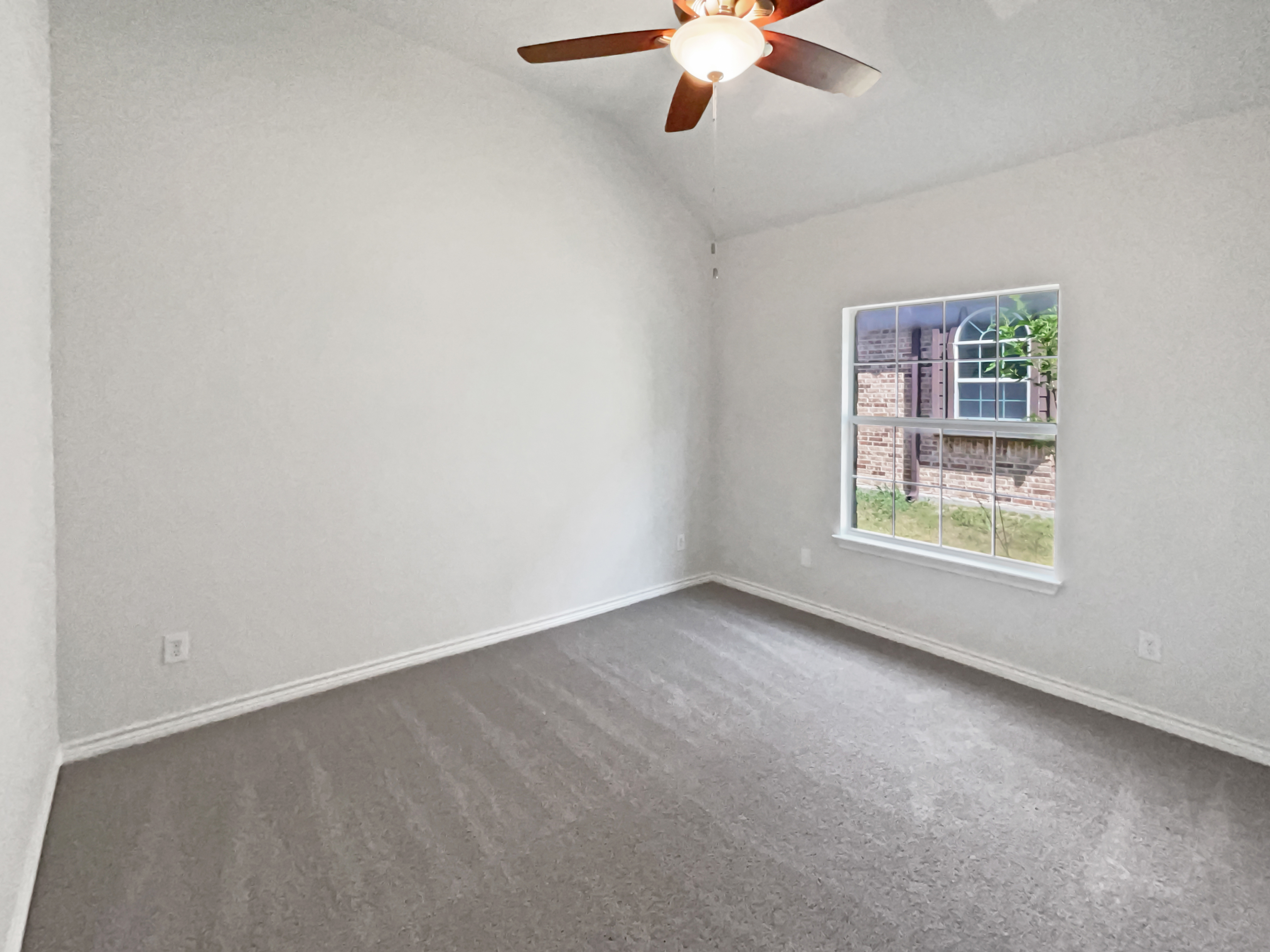 Photo 5 of 32 of 2625 Old Stables Dr, Celina, TX