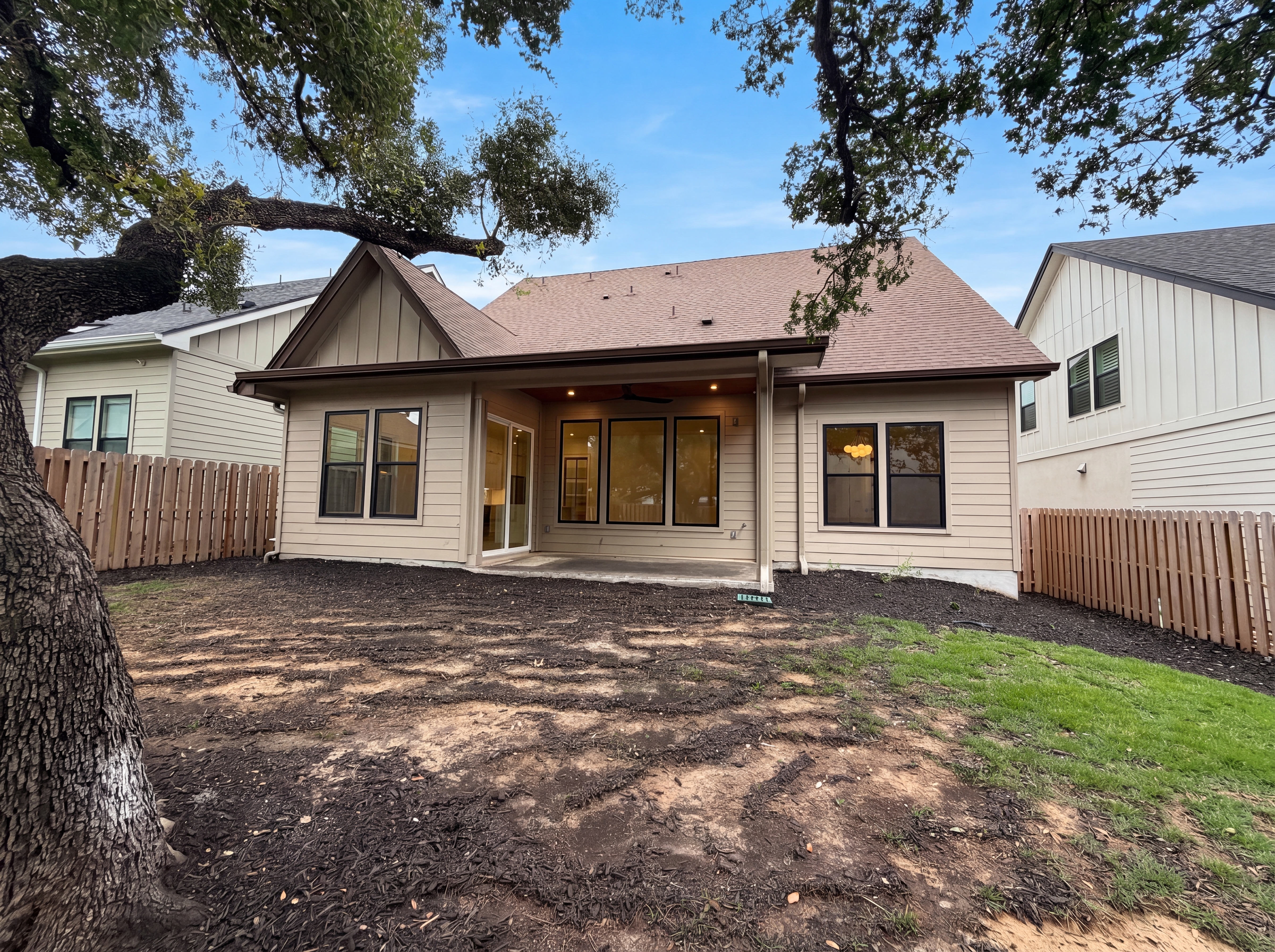 Photo 5 of 21 of 4211 Honeycomb St, San Antonio, TX