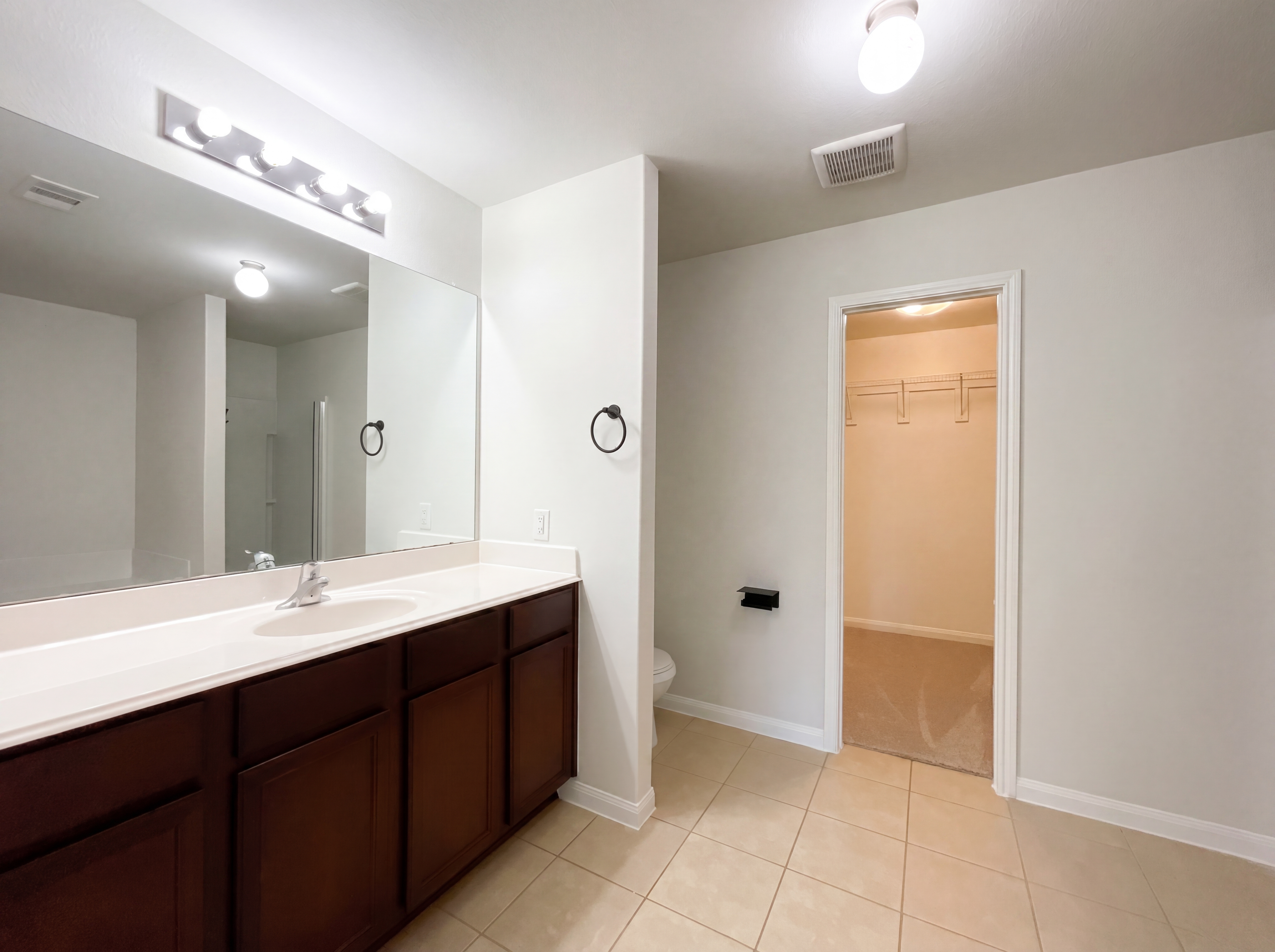 Photo 13 of 16 of 8735 Hazel Rose Sky Dr, Humble, TX