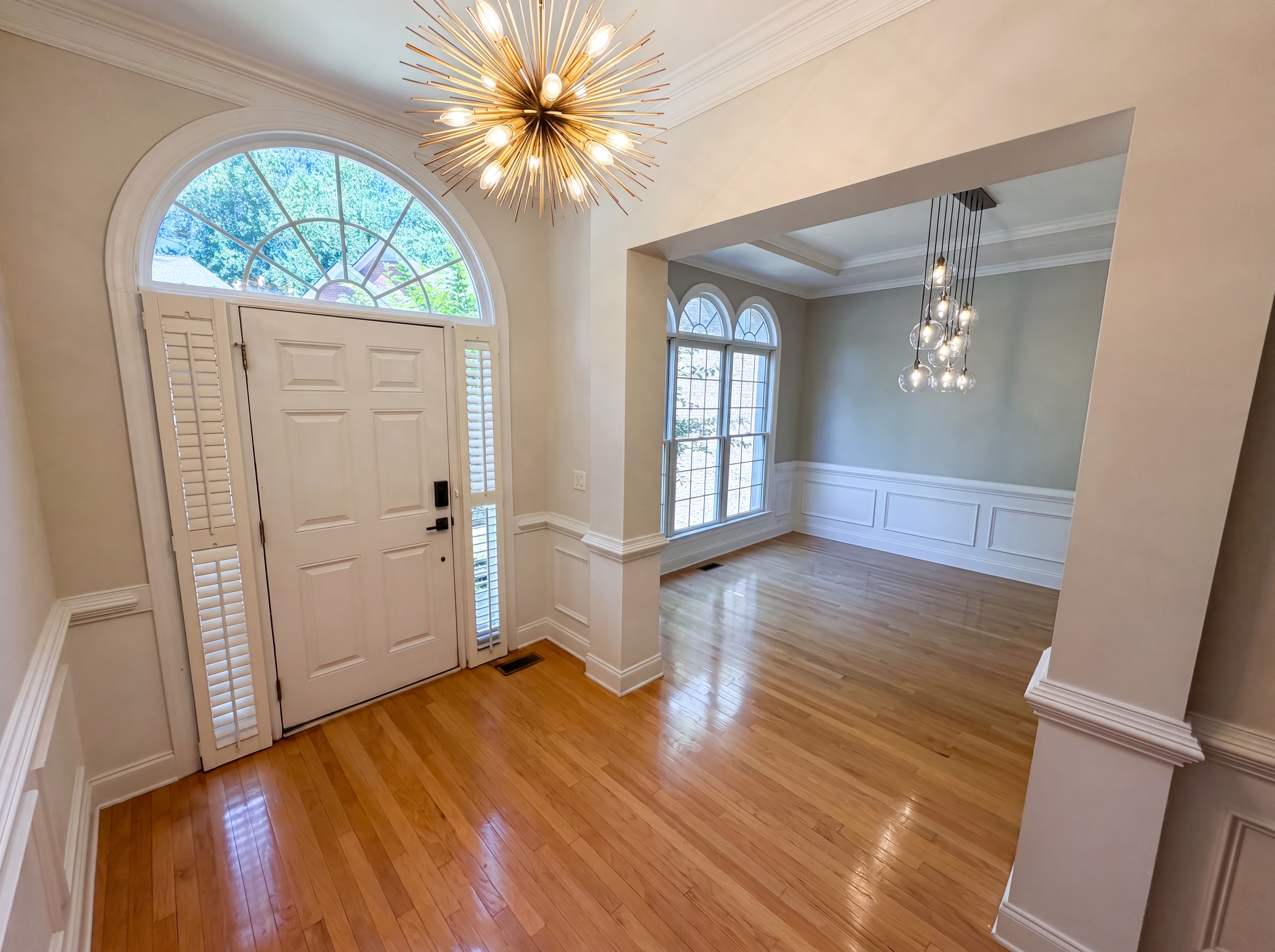 Photo 6 of 38 of 1231 Dunwoody Village Dr, Atlanta, GA