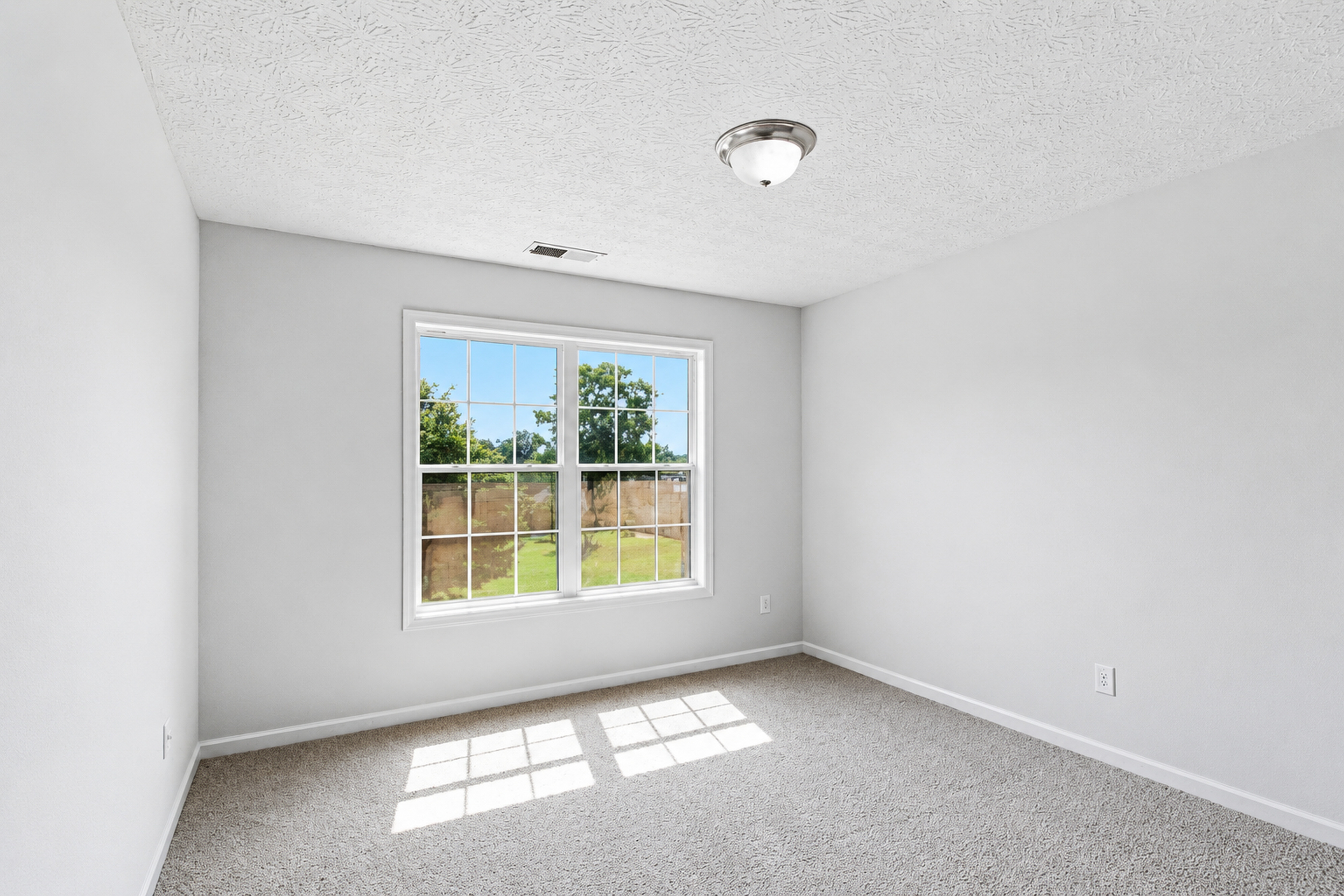 Photo 18 of 41 of 225 Avonlea Dr, Covington, GA