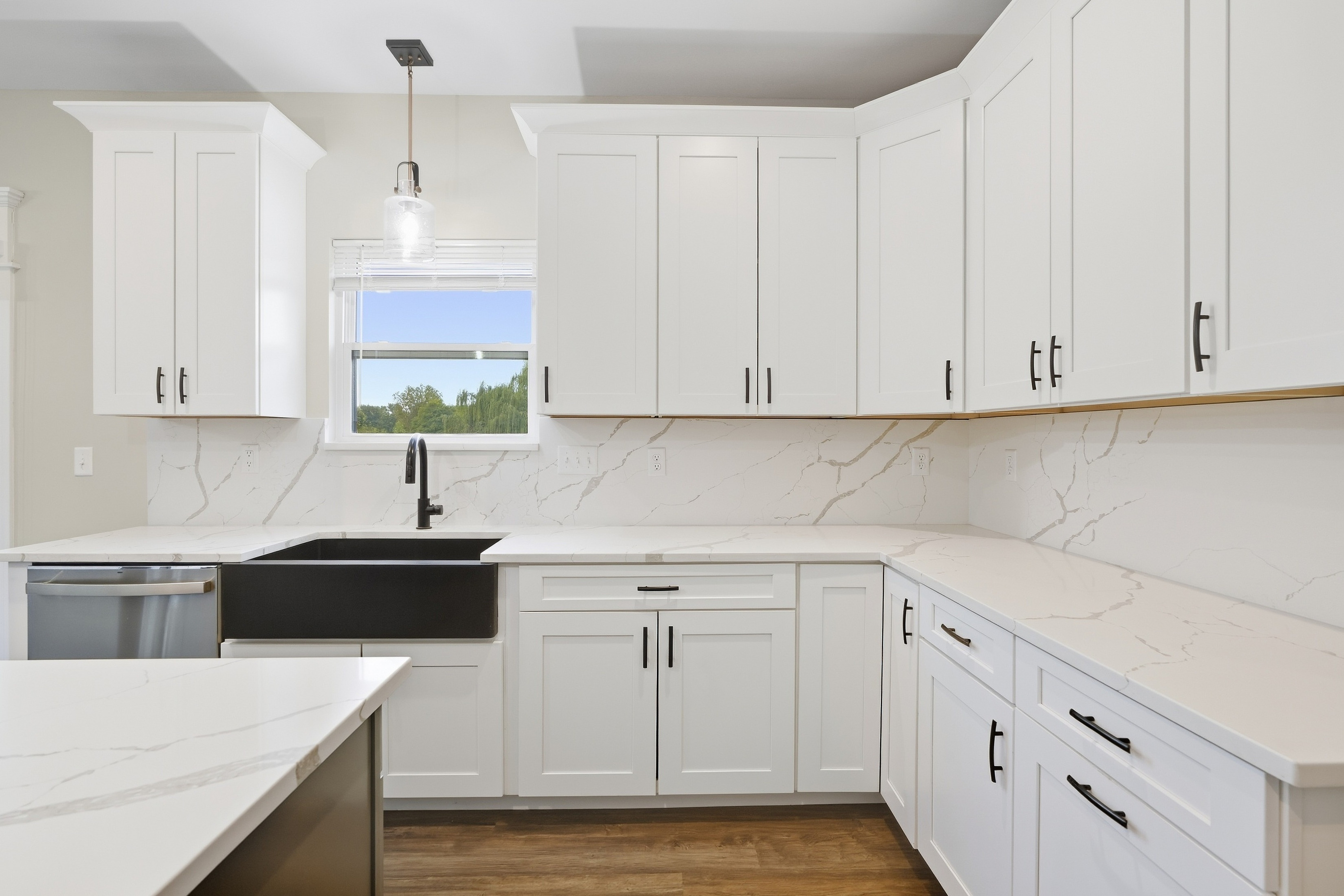 Photo 8 of 39 of 1623 Oglesby Dr, Edwardsville, IL