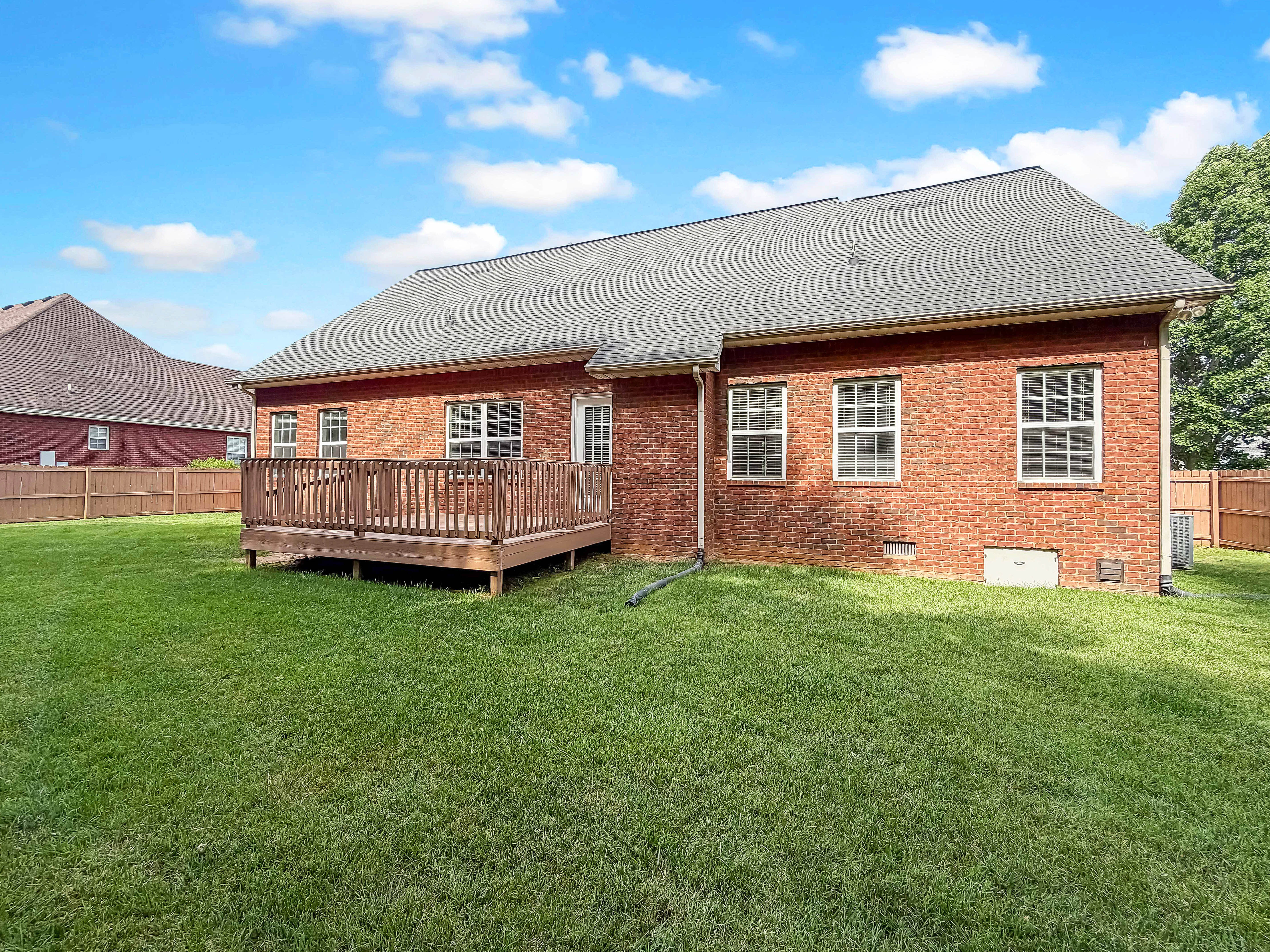 Photo 6 of 24 of 3227 Bilbrey Dr, Murfreesboro, TN