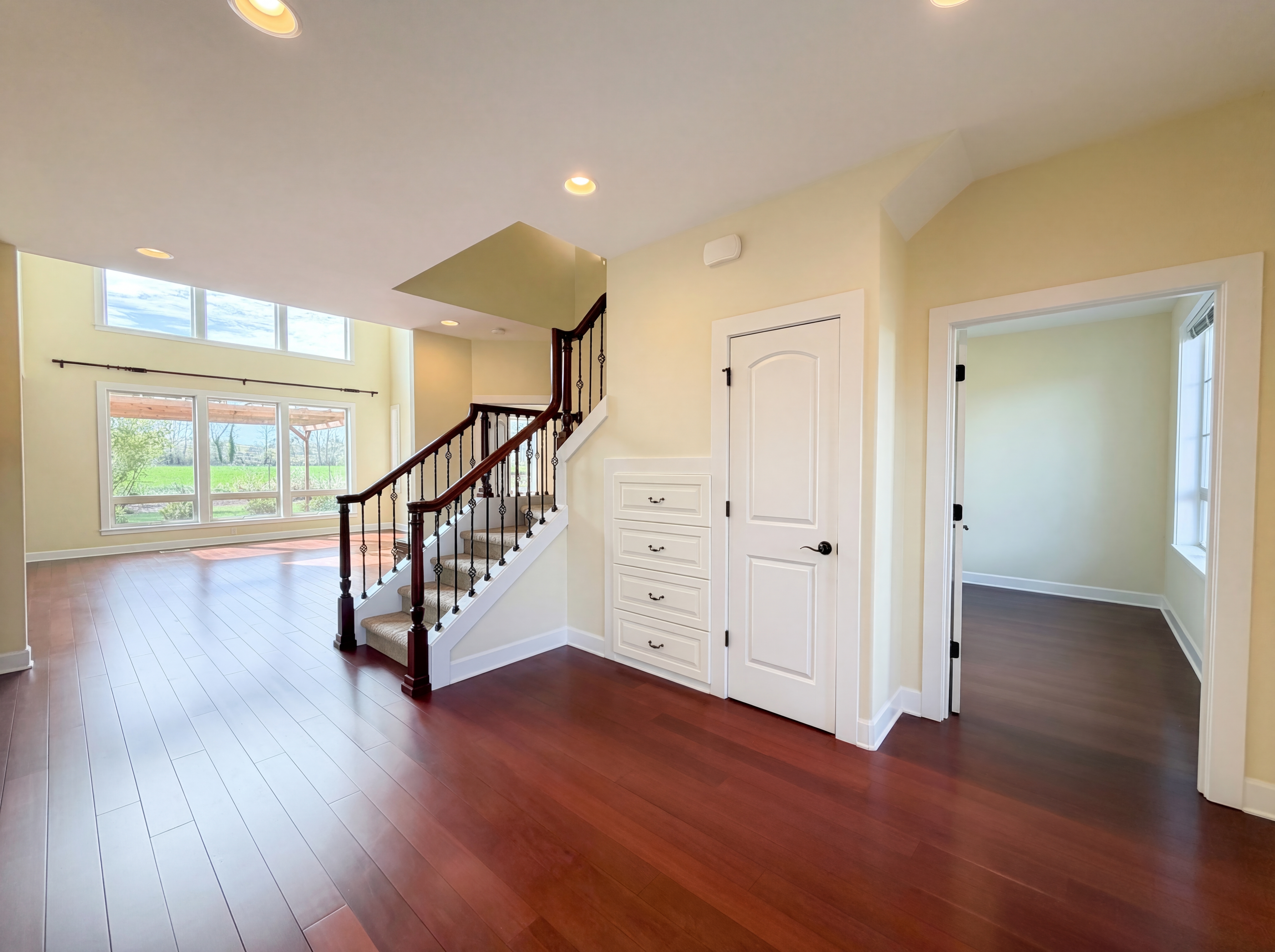 Photo 13 of 29 of 2250 SW Homer Ross Loop, McMinnville, OR