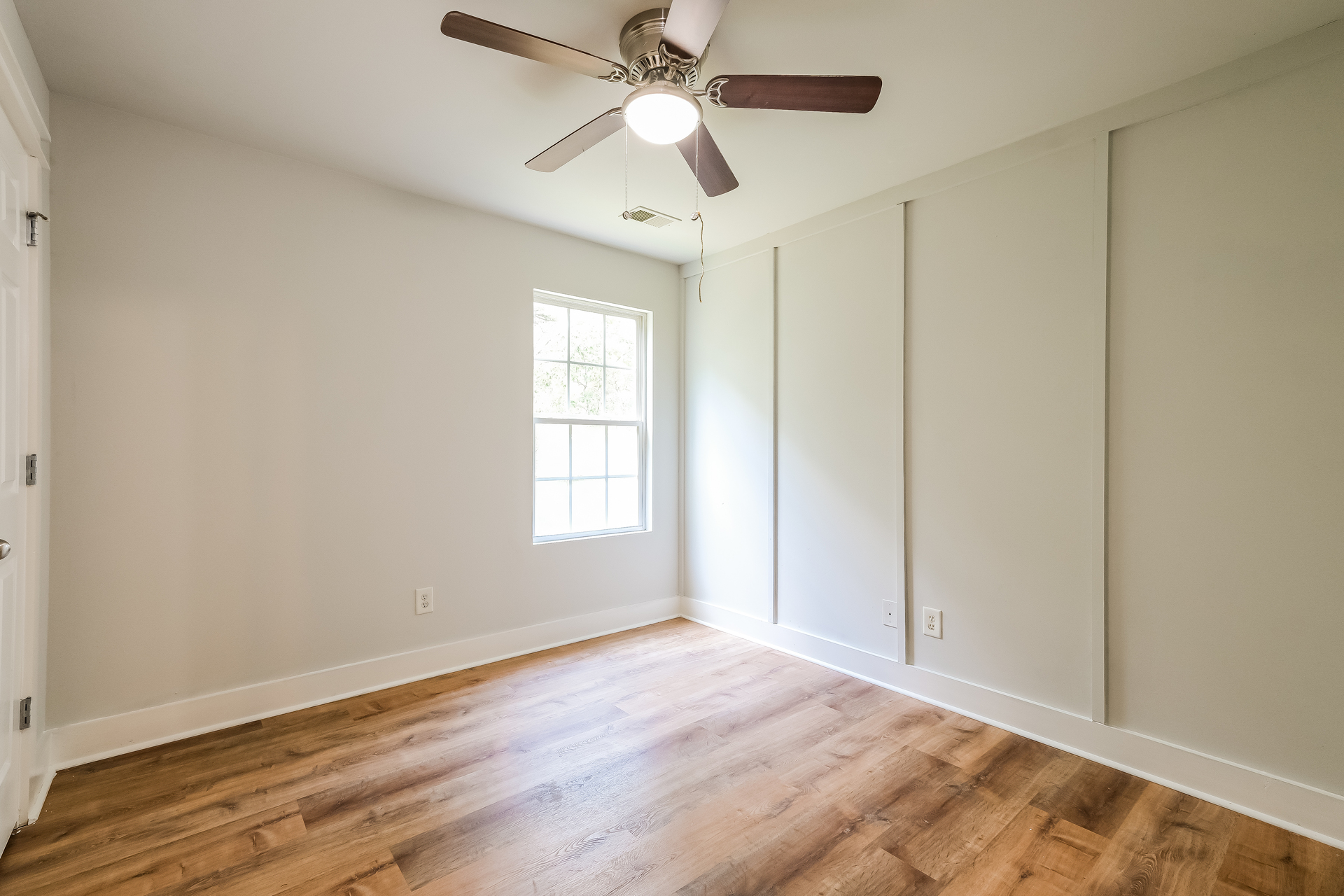 Photo 15 of 24 of 434 Pine Tree Dr, Dawsonville, GA