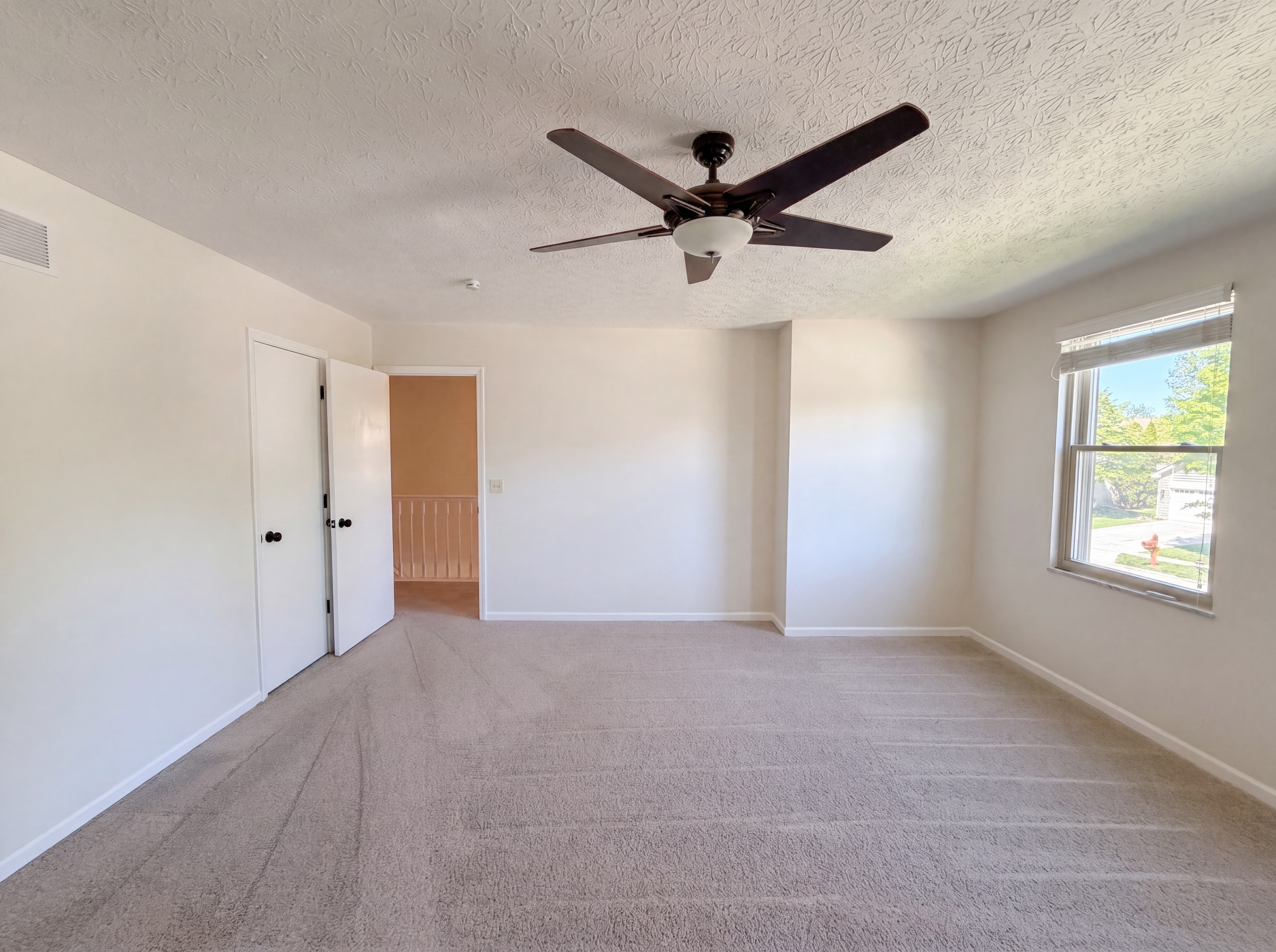 Photo 11 of 29 of 4976 Vicksburg Ln, Hilliard, OH