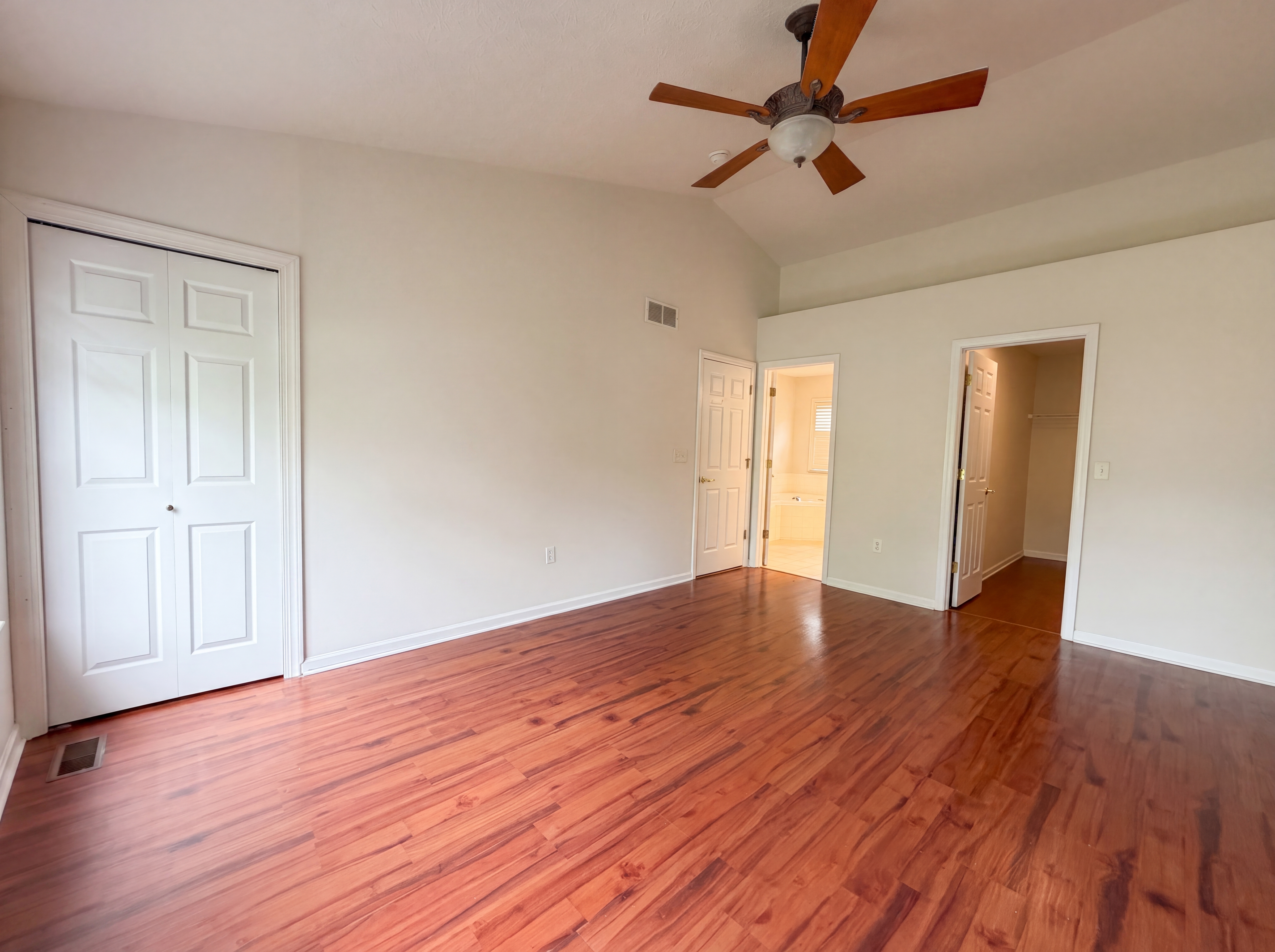 Photo 26 of 44 of 7966 Lazelle Woods Dr, Westerville, OH