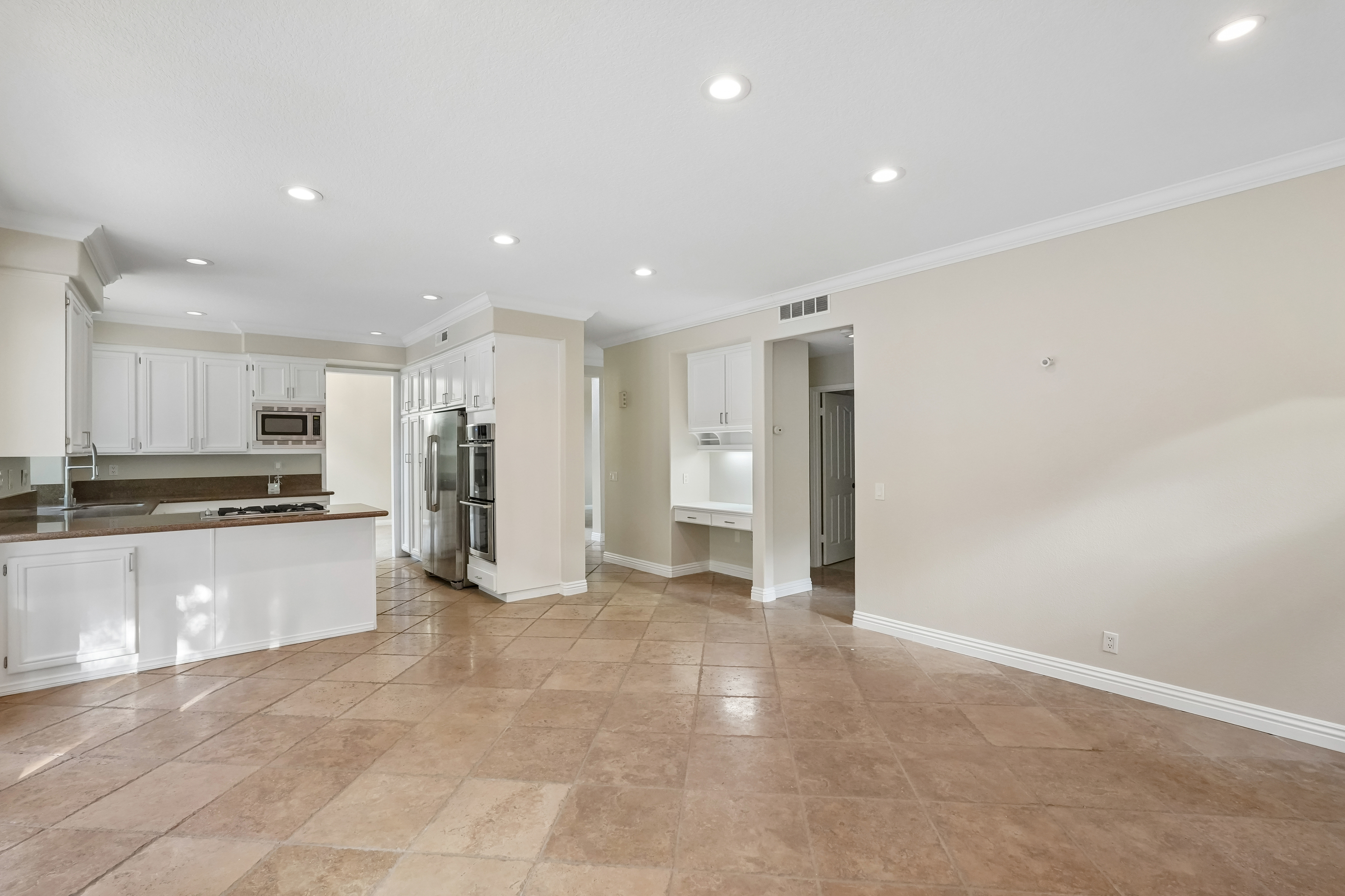 Photo 12 of 30 of 3810 San Antonio Rd, Yorba Linda, CA