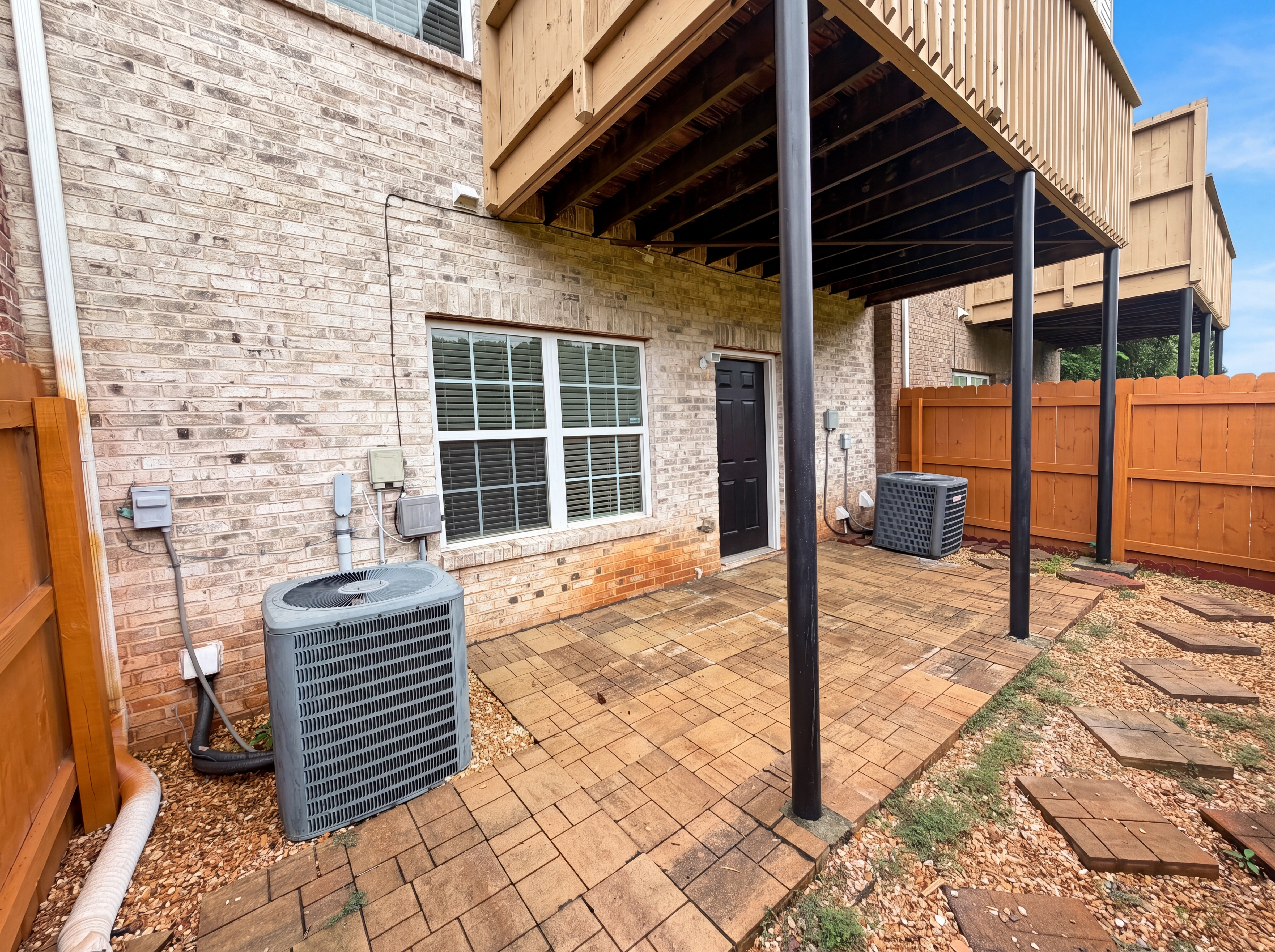 Photo 5 of 44 of 2102 Tidal Cv, Lawrenceville, GA