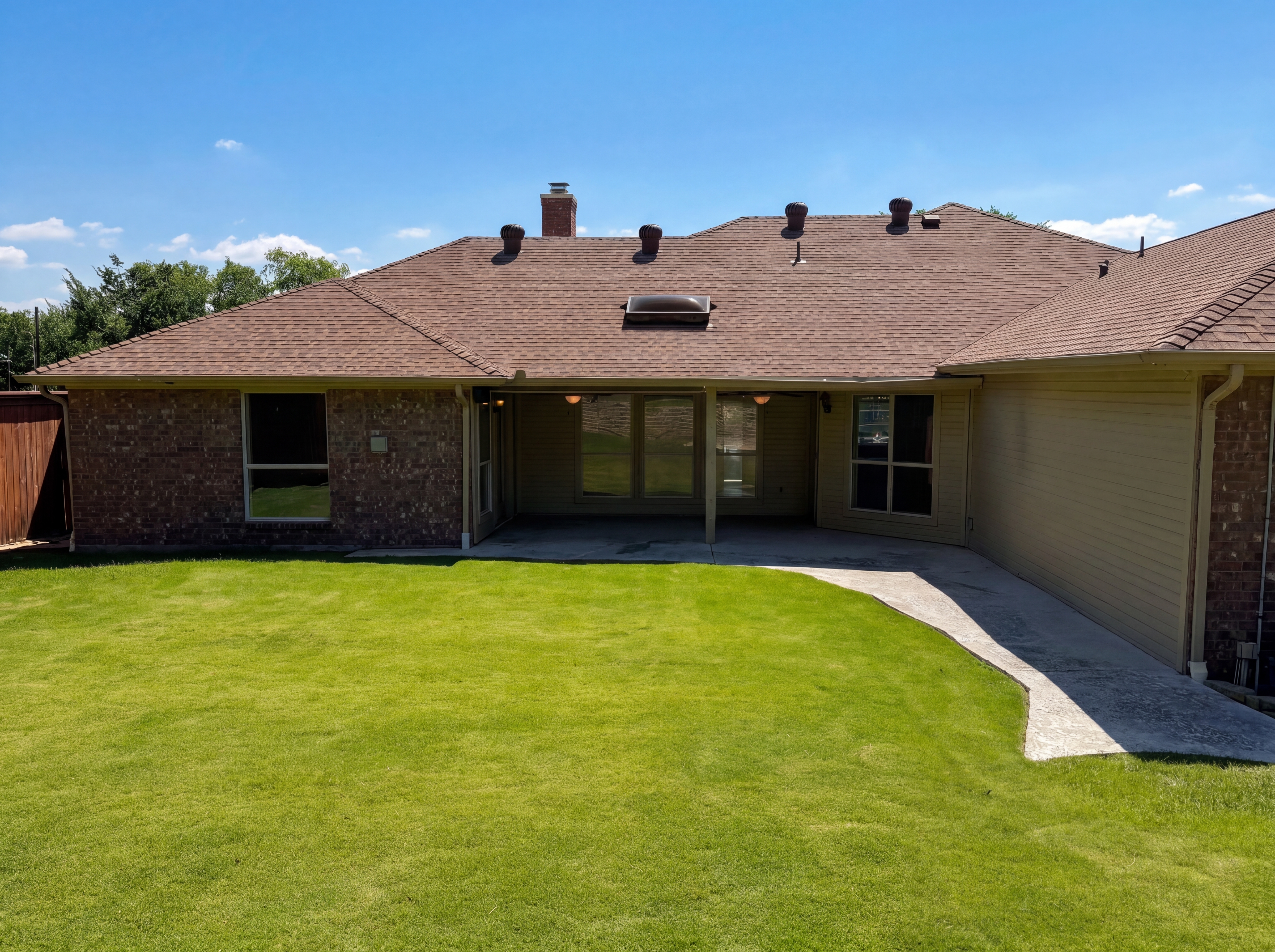 Photo 5 of 15 of 735 Highridge Dr, Little Elm, TX