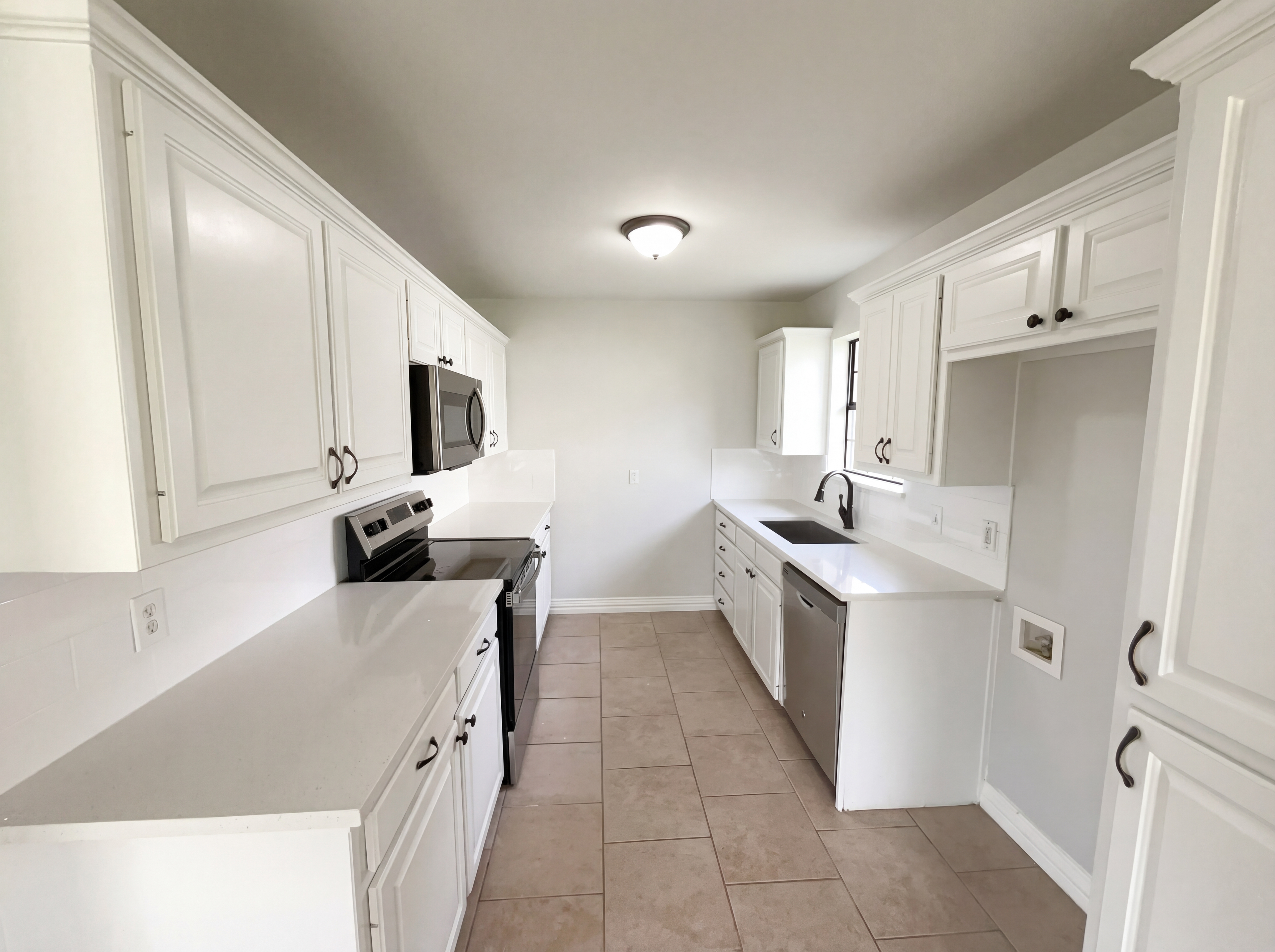 Photo 8 of 17 of 602 Torero Dr, Oak Point, TX