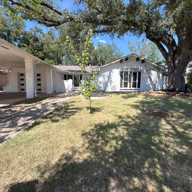 Property photo 1 of 1114 Forestburg Dr