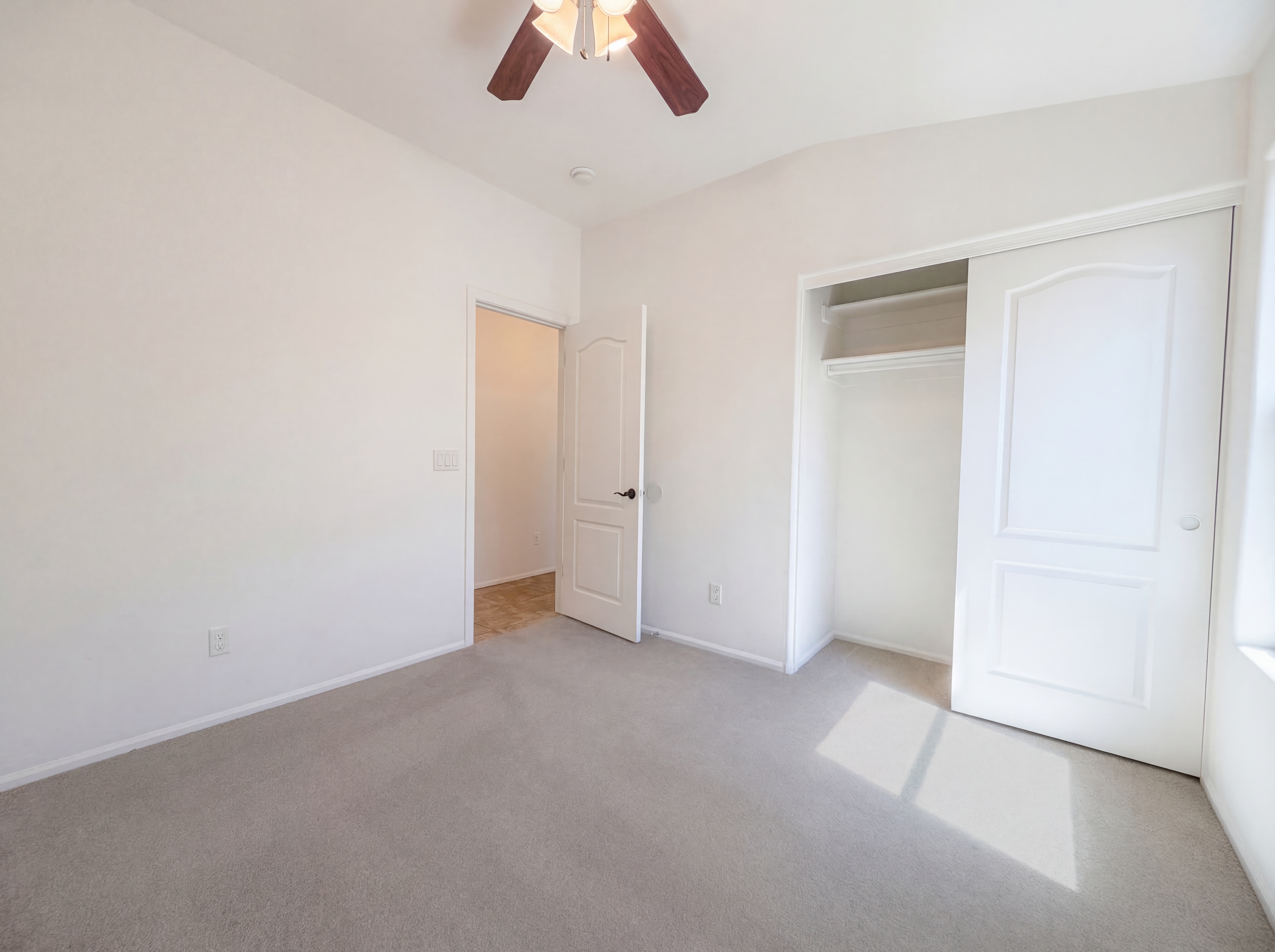 Photo 4 of 17 of 38060 N Bonnie Ln, San Tan Valley, AZ
