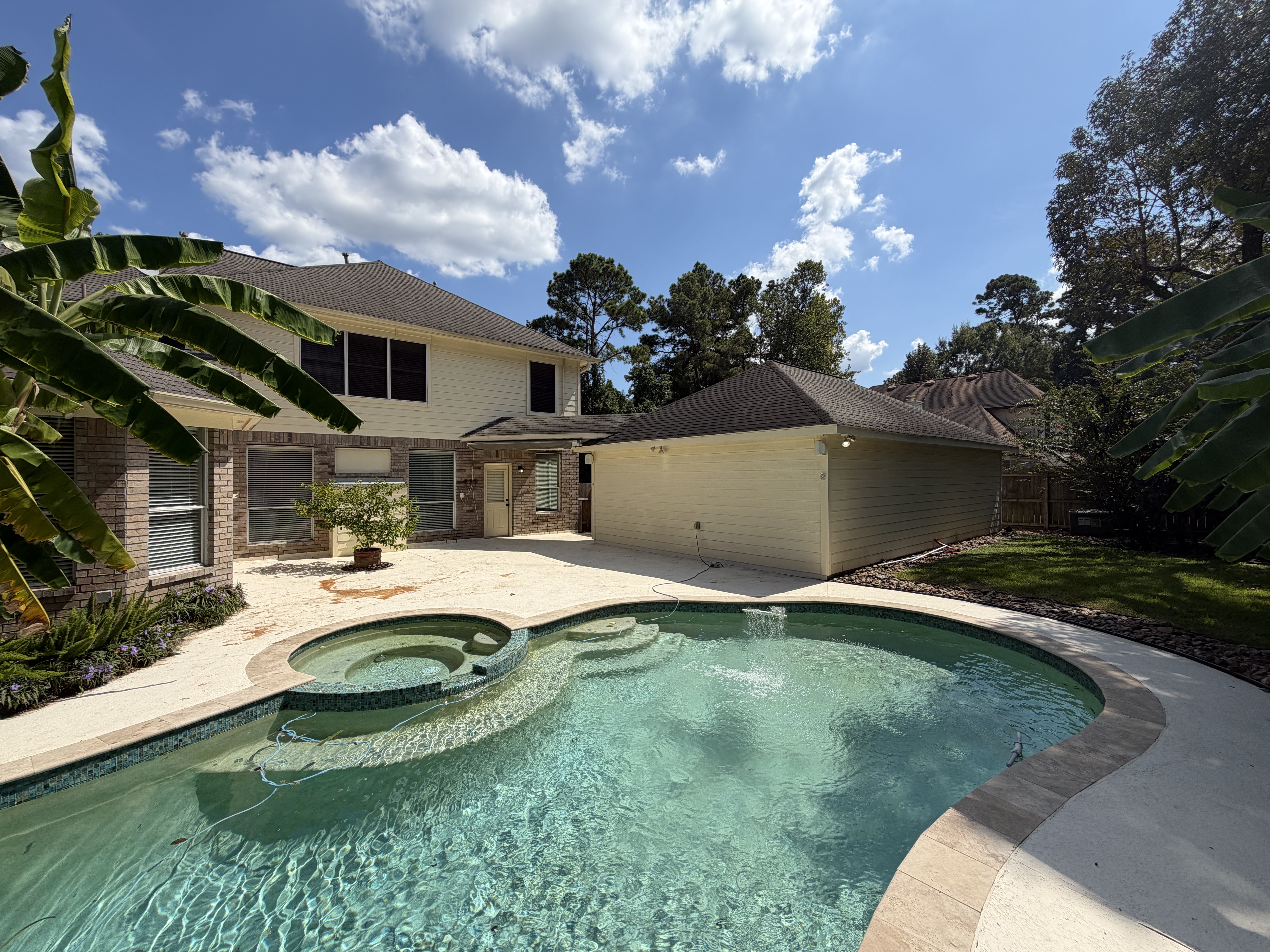 Photo 23 of 25 of 19401 Atasca Oaks Dr, Humble, TX