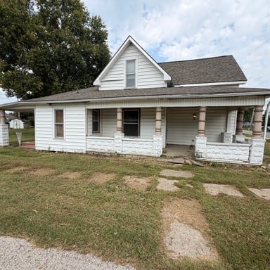 Property photo 1 of 250 S Central St