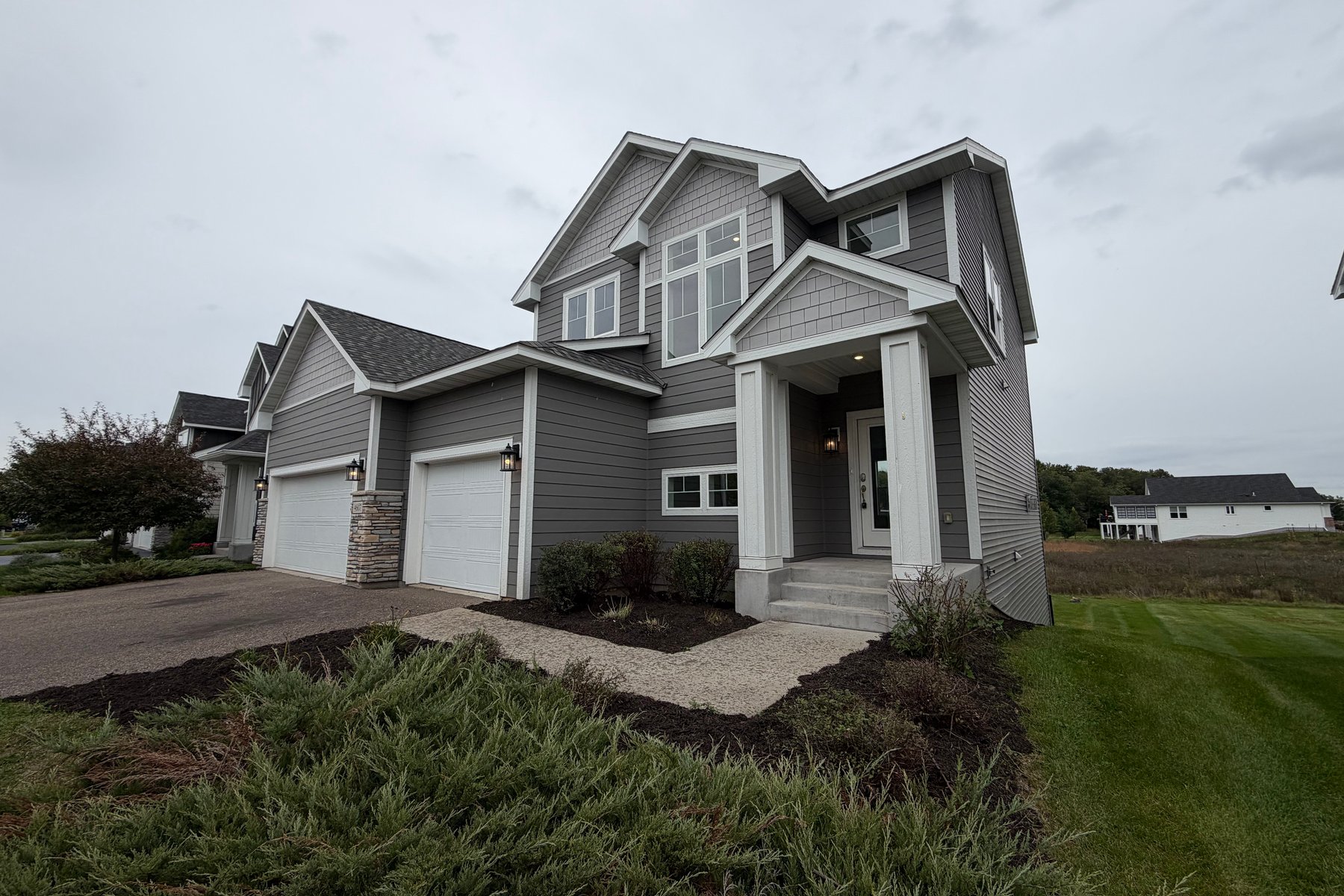 Photo 1 of 4607 128th Cir NE