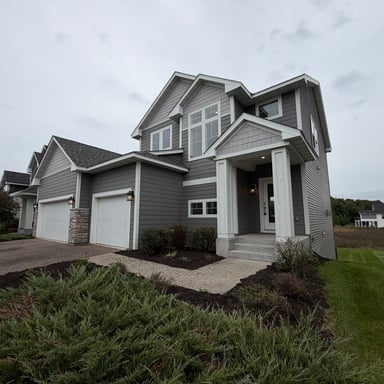 Property photo 1 of 4607 128th Cir NE