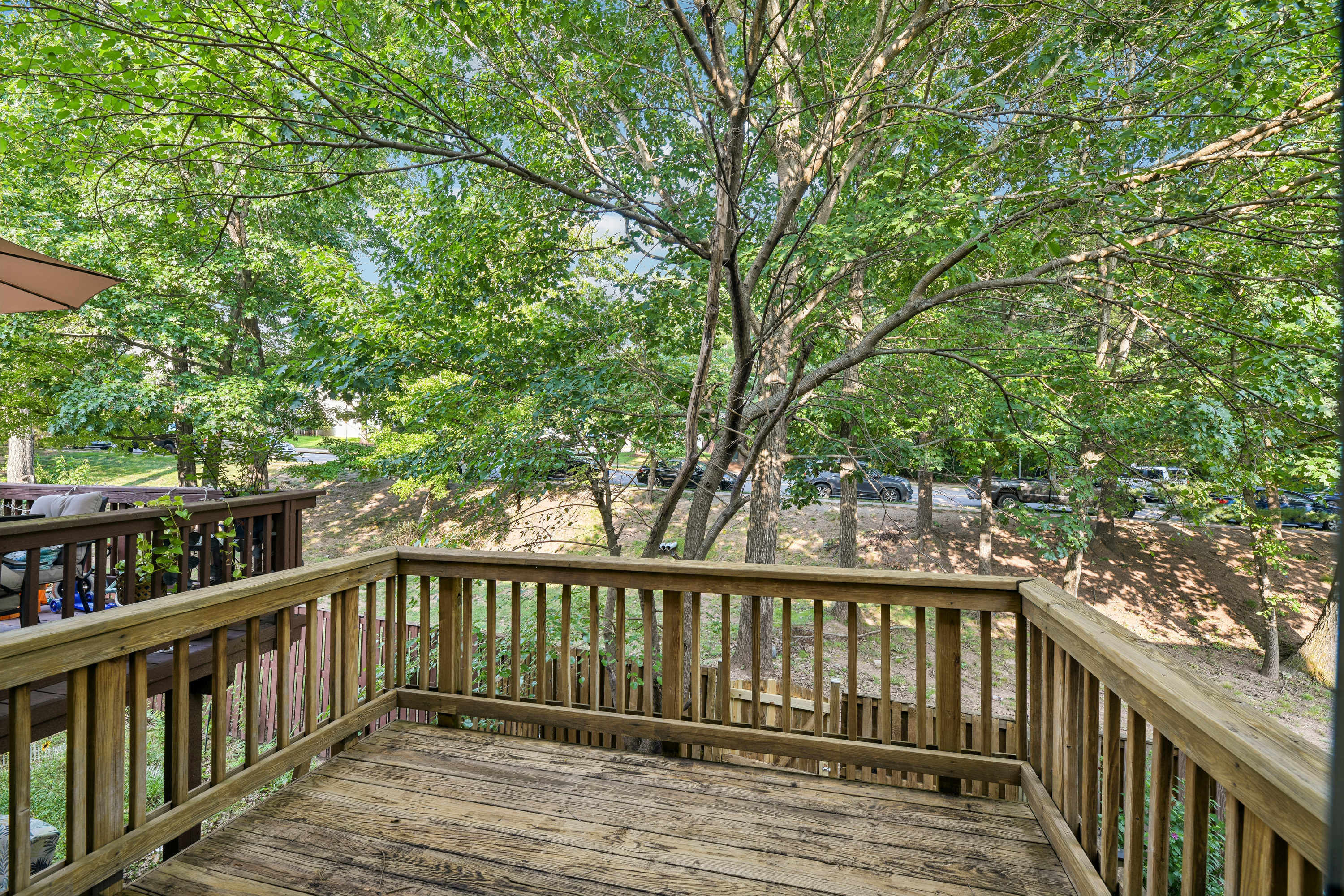 Photo 29 of 37 of 6866 Chasewood Cir, Centreville, VA