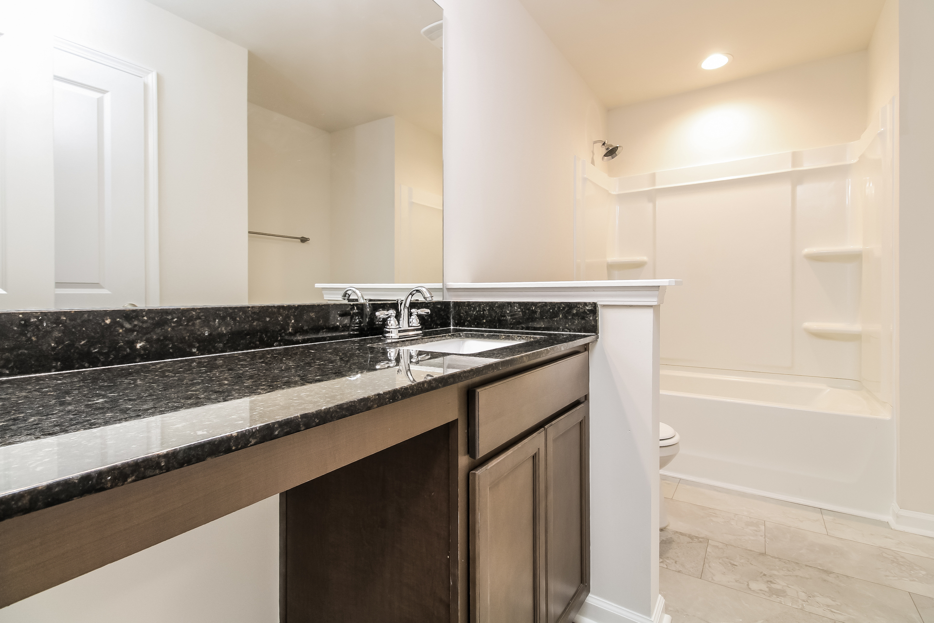 Photo 17 of 21 of 301 Rolling Knoll Dr, Columbia, SC