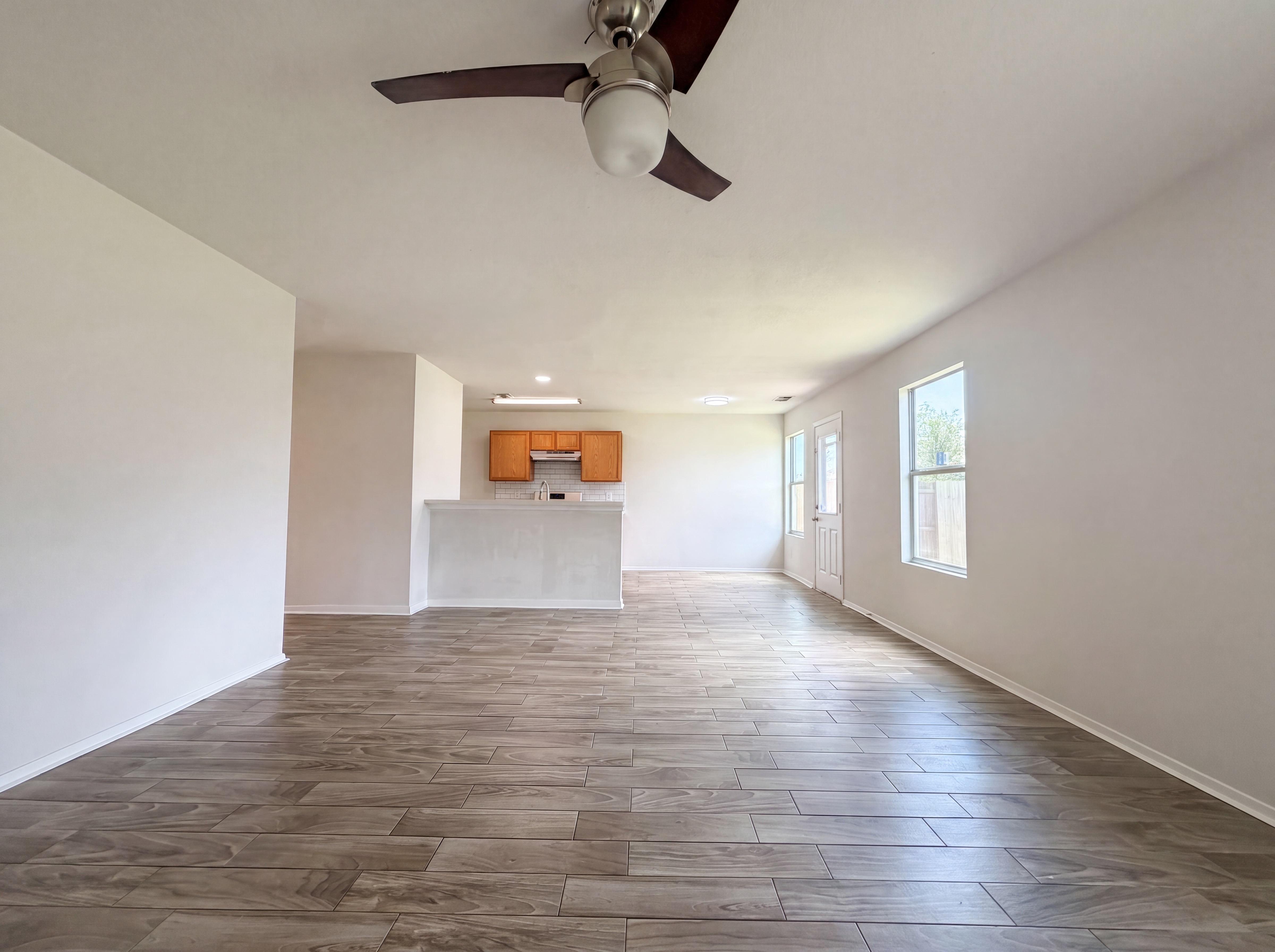 Photo 17 of 20 of 3338 Dartmouth Field Ln, Fresno, TX