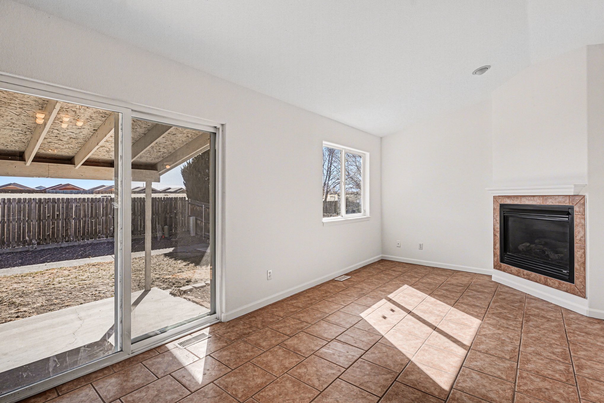 Photo 3 of 18 of 5108 Aramis Ct, Pueblo, CO