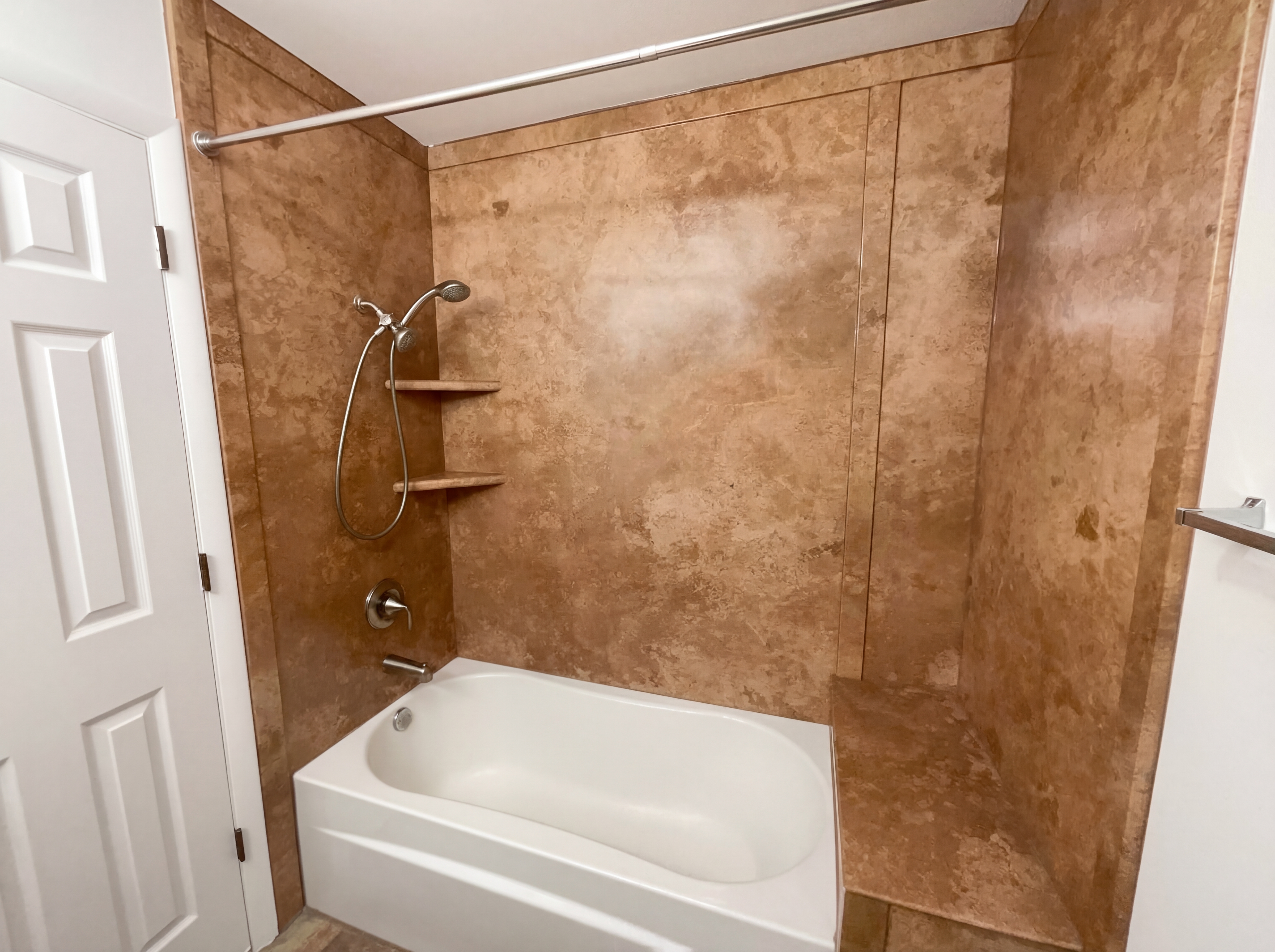 Photo 15 of 23 of 3075 E Long Cir S, Centennial, CO