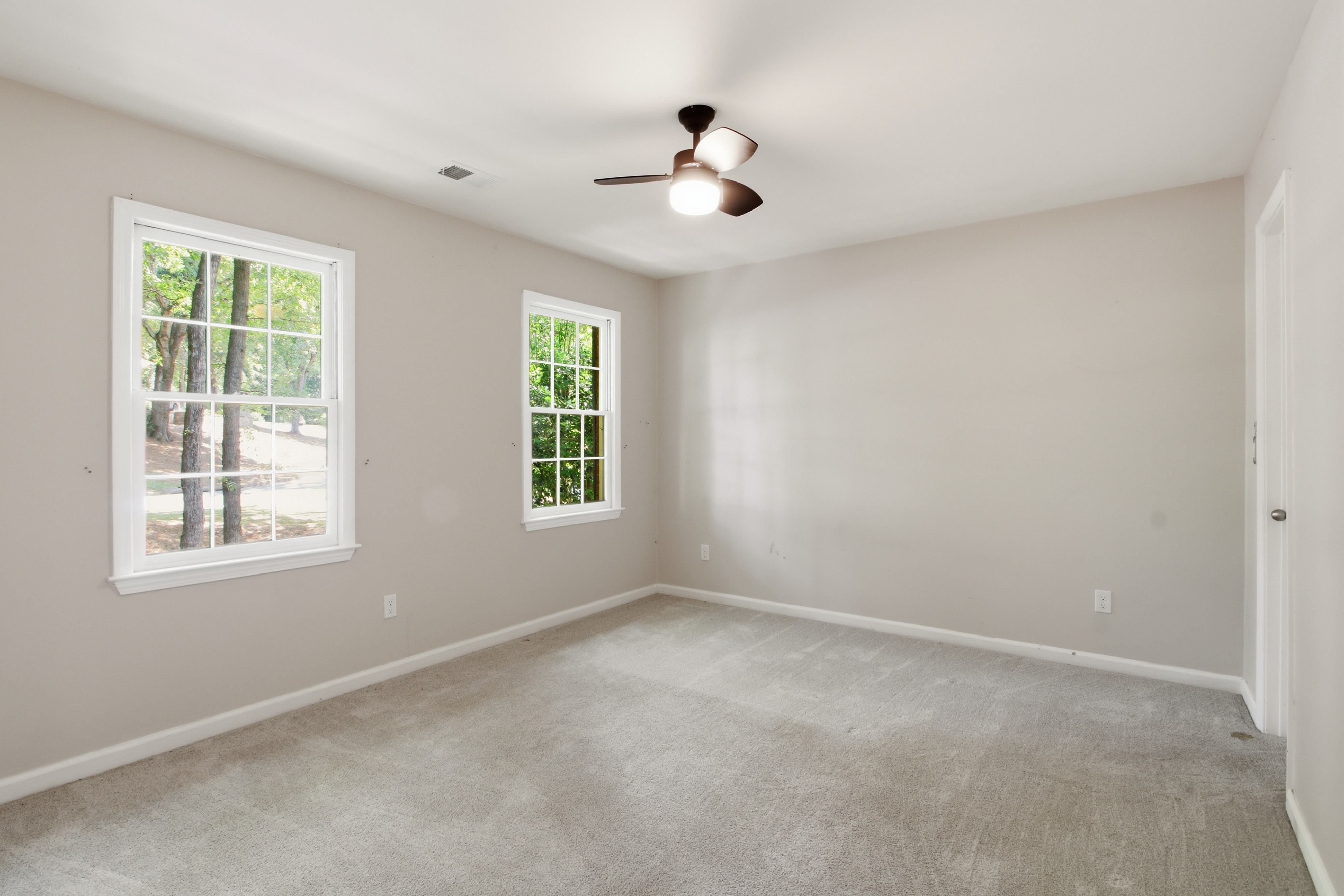 Photo 24 of 46 of 4003 Oakview Ct, Alpharetta, GA