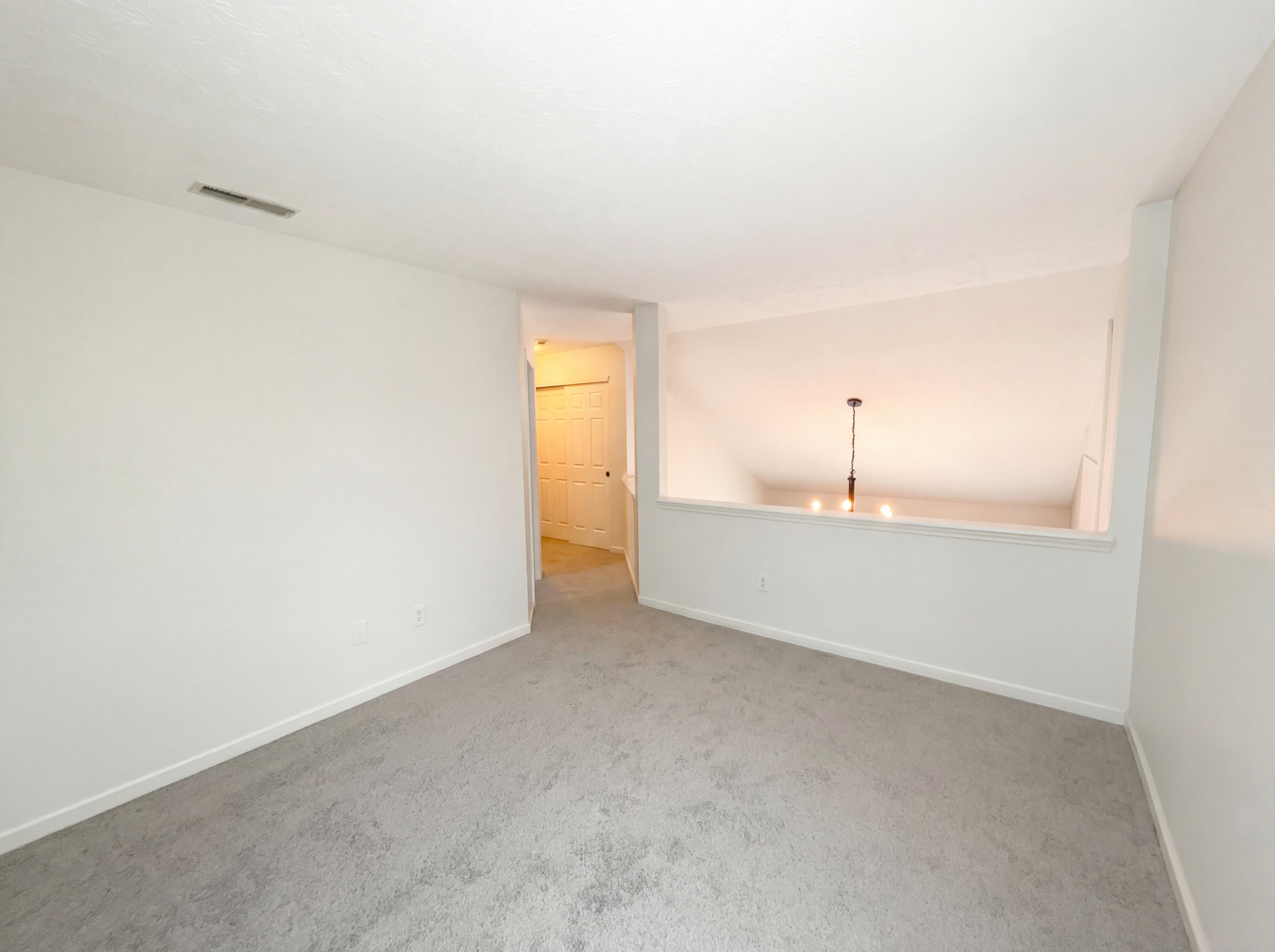 Photo 14 of 20 of 5259 Baysdon Cir, Indianapolis, IN