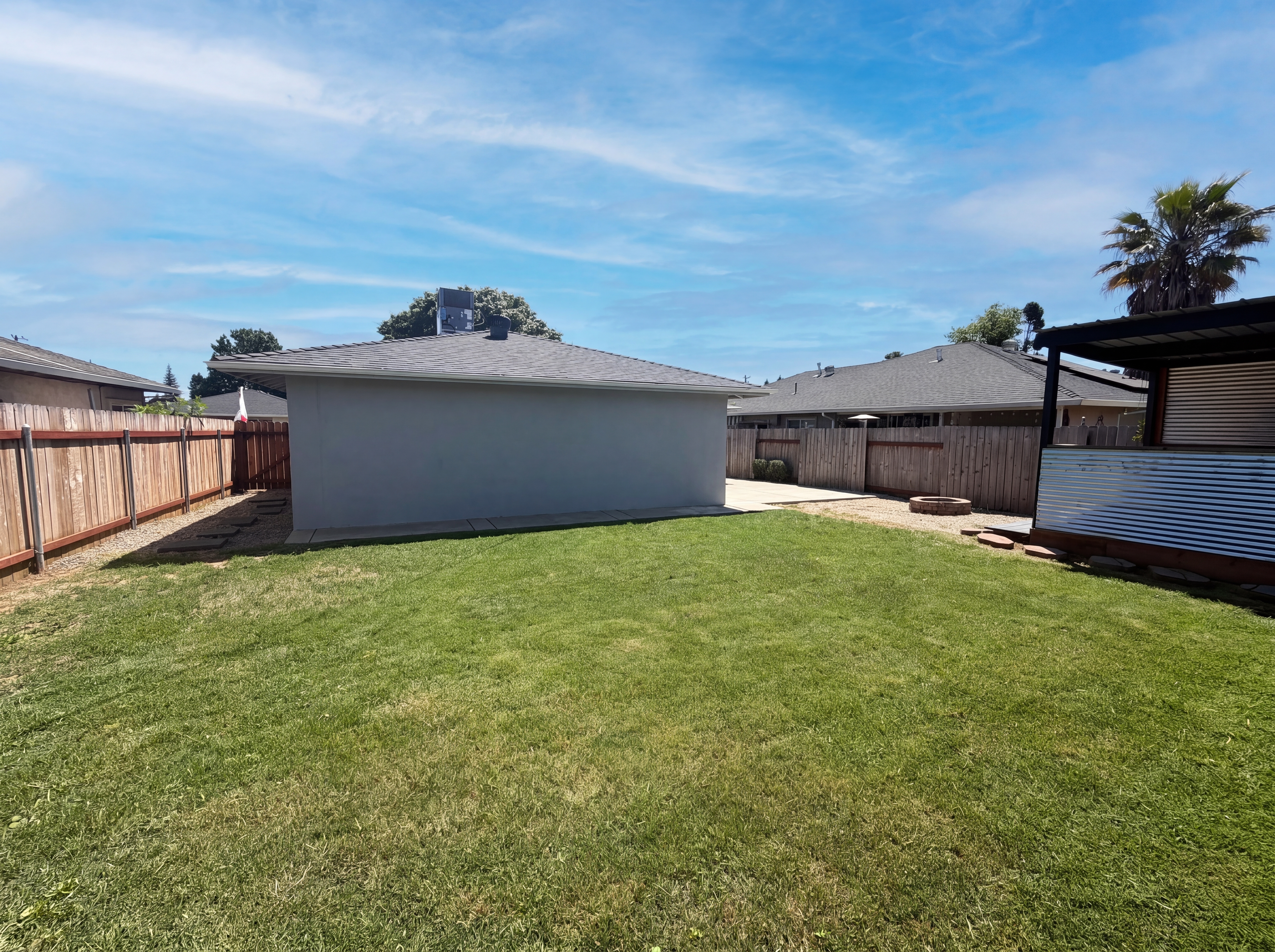 Photo 5 of 22 of 1482 Knights Row, Yuba City, CA