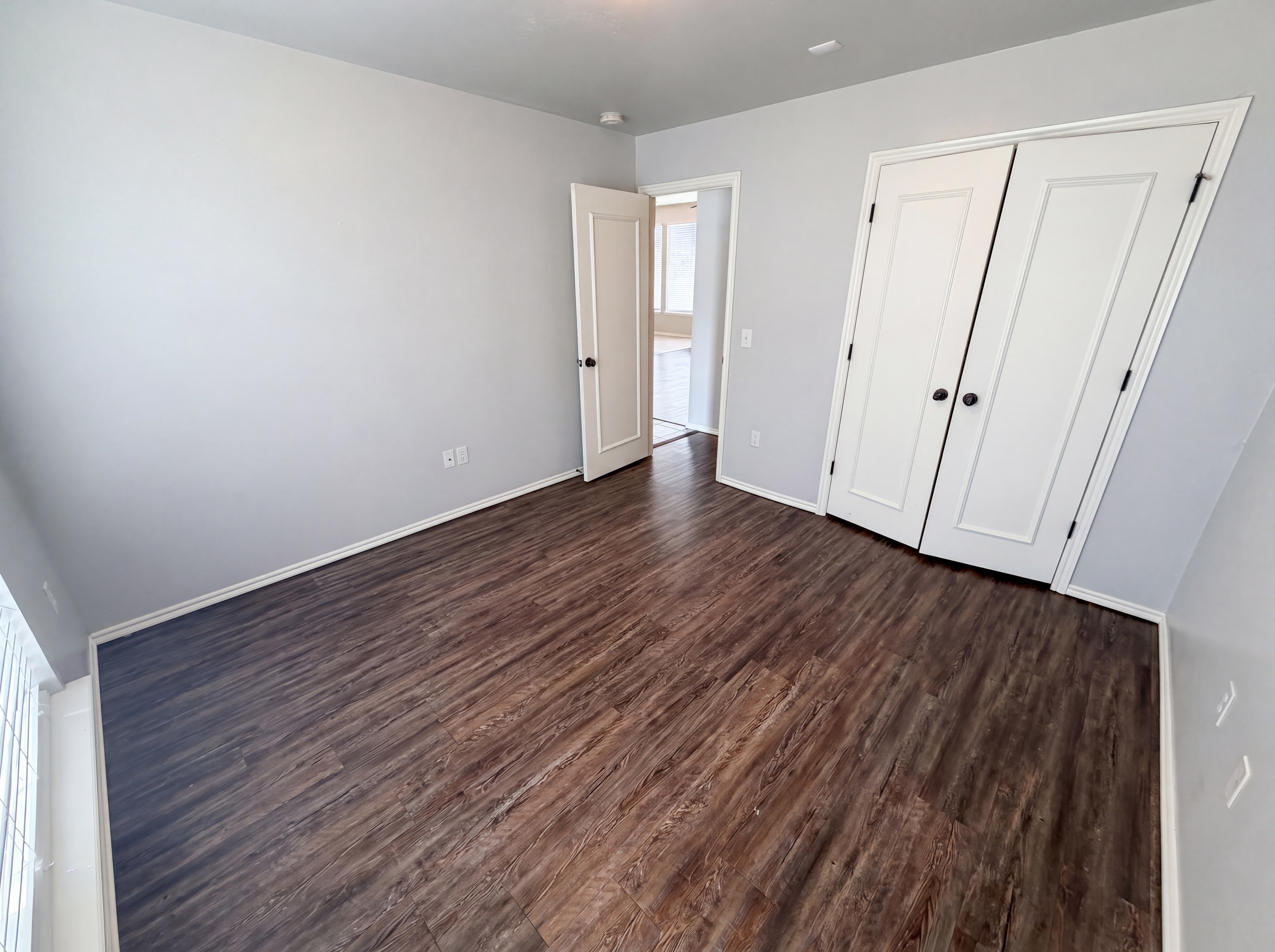 Photo 11 of 16 of 613 Applewood St, Moore, OK