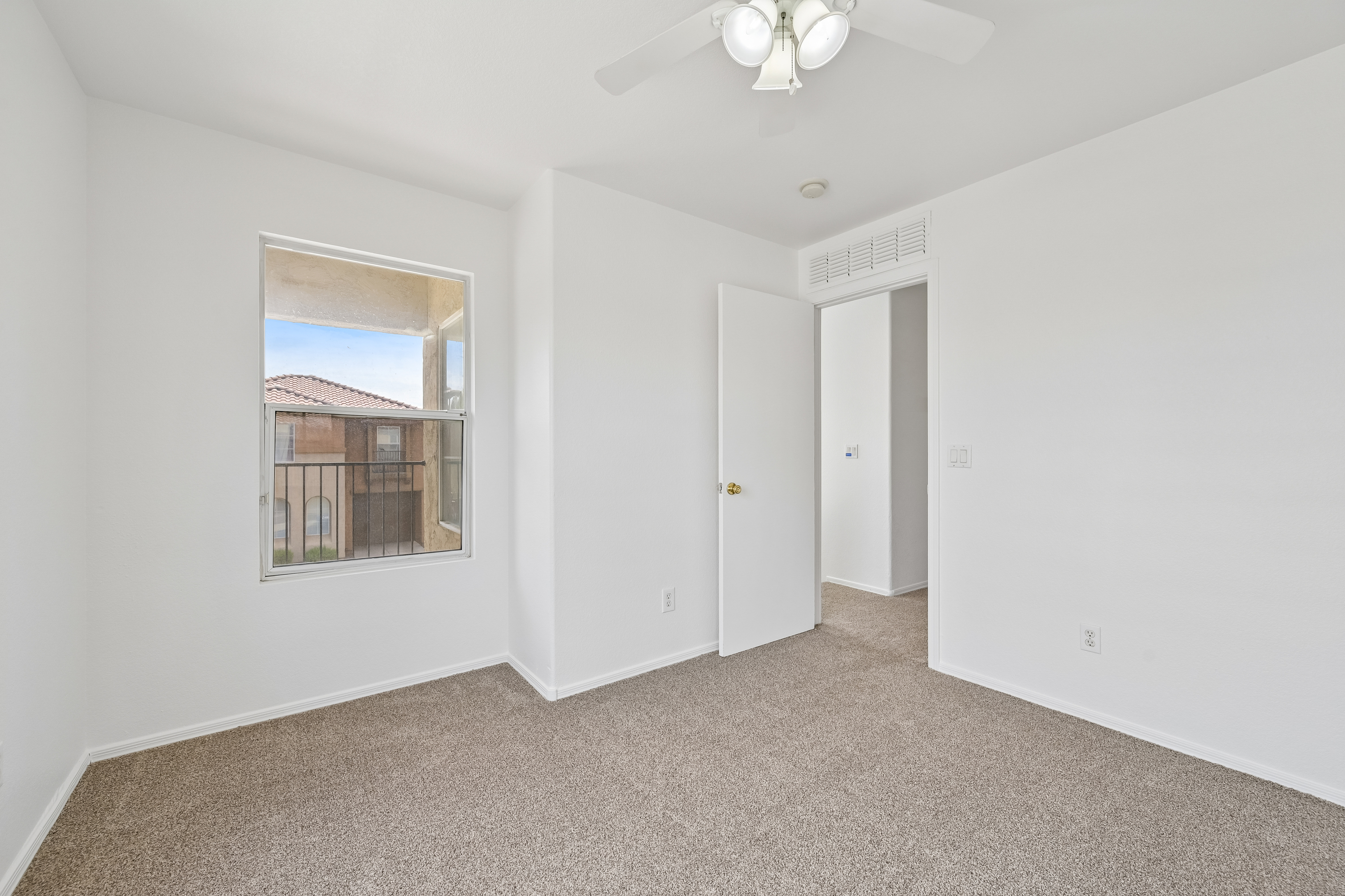 Photo 36 of 50 of 1515 E Bloch Rd, Phoenix, AZ