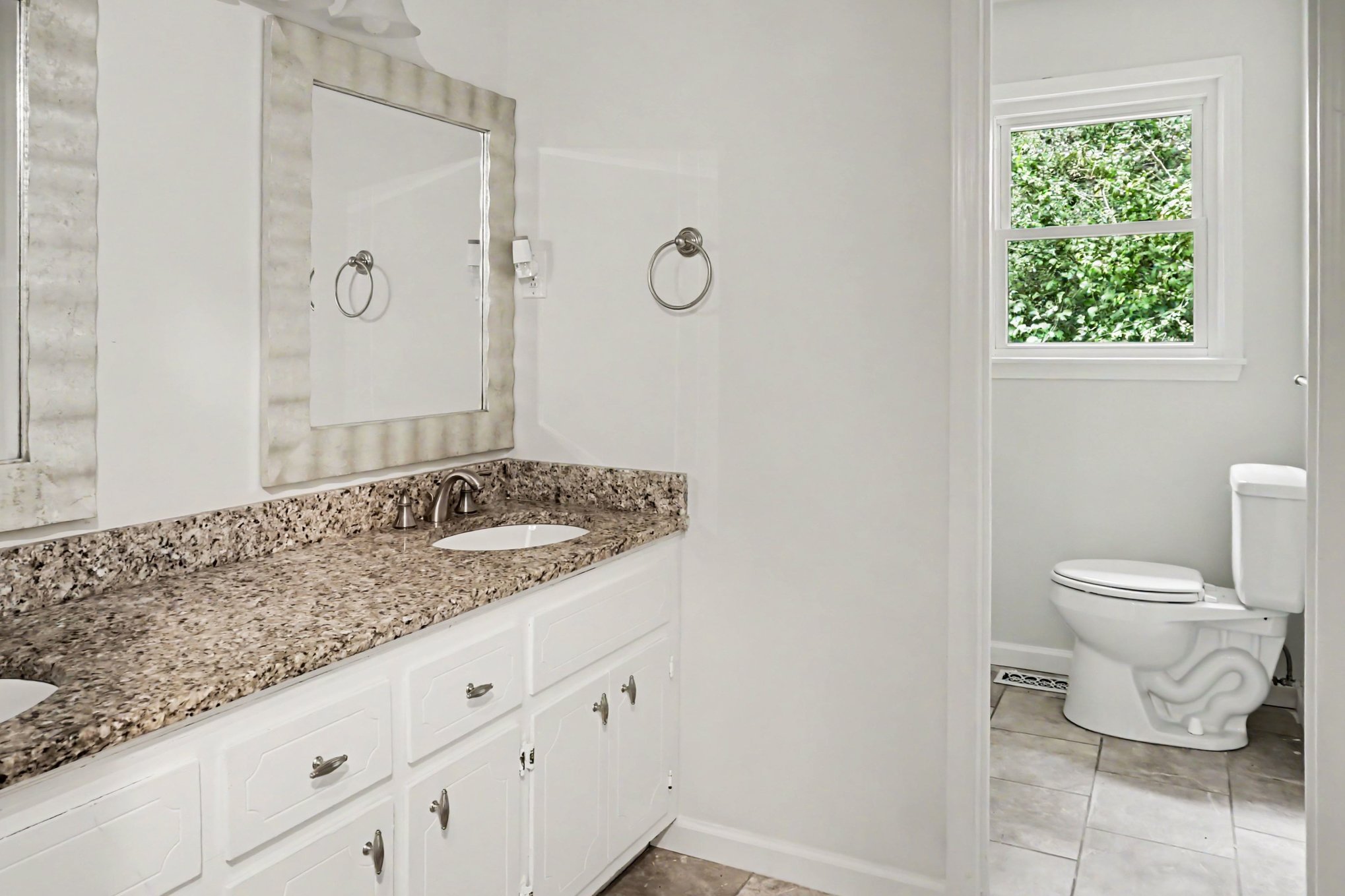 Photo 36 of 56 of 4676 Fairway Dr, Pinson, AL