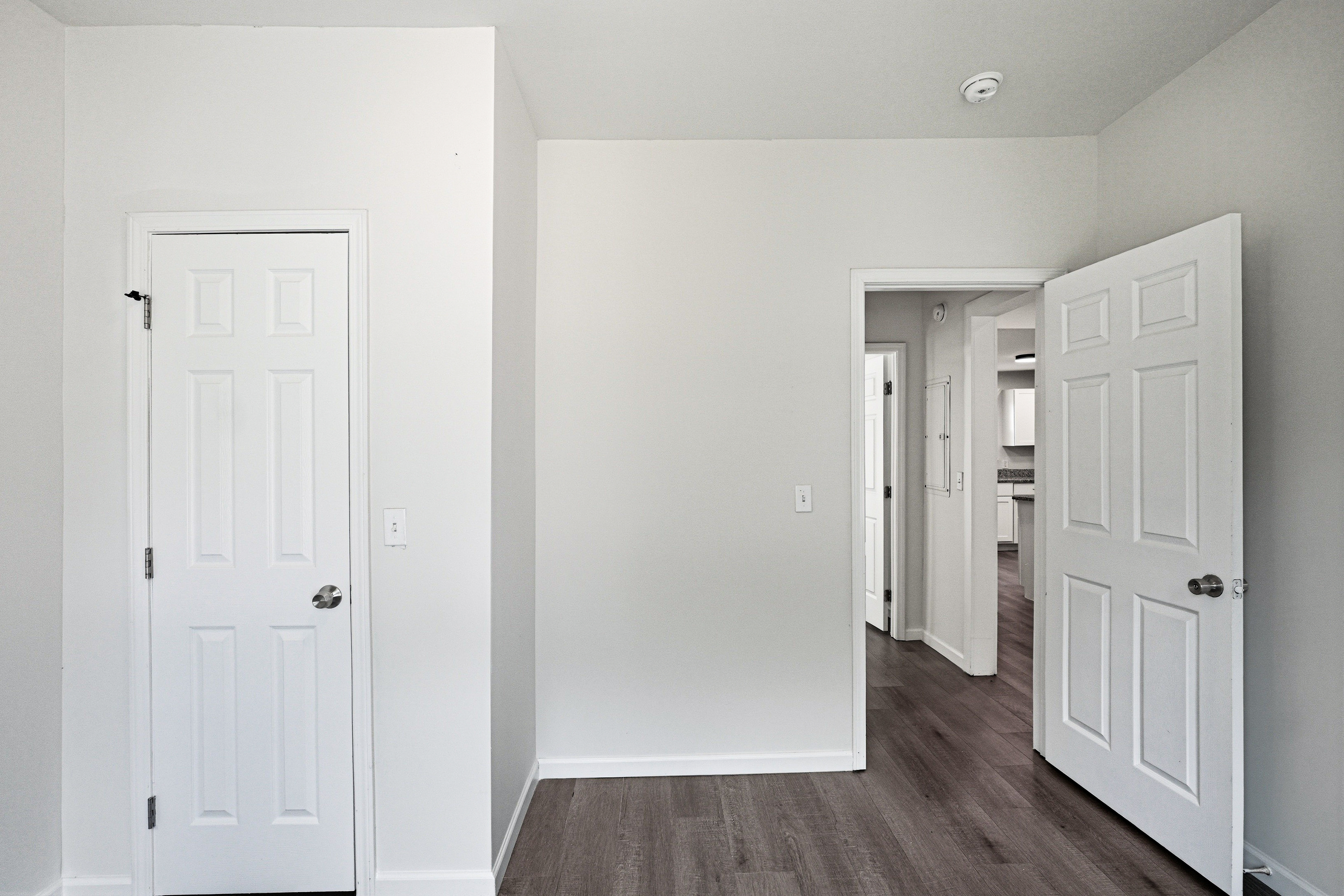 Photo 18 of 25 of 1233 Oakland Dr SW, Atlanta, GA