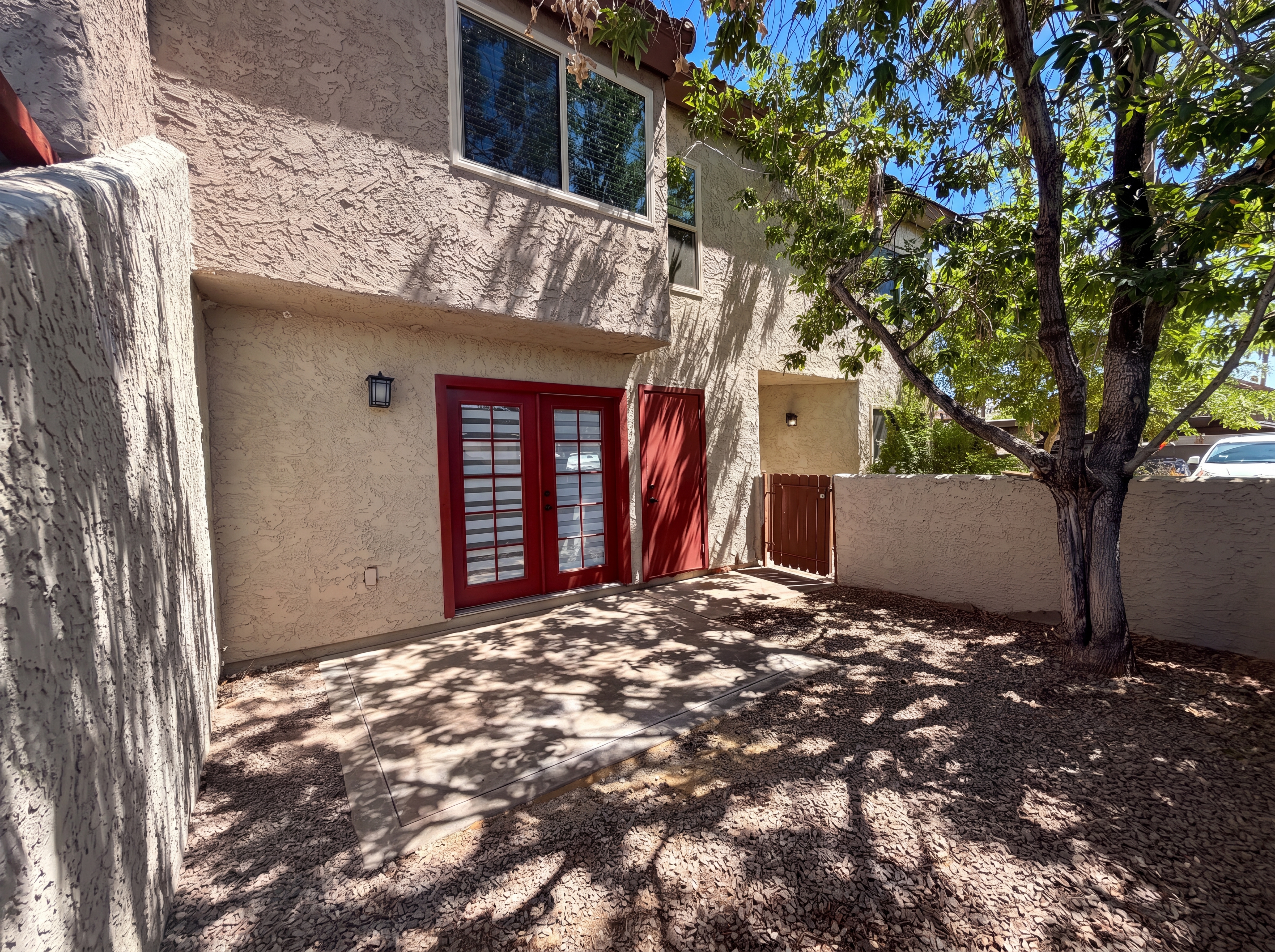 Photo 5 of 22 of 2040 S Longmore, Mesa, AZ