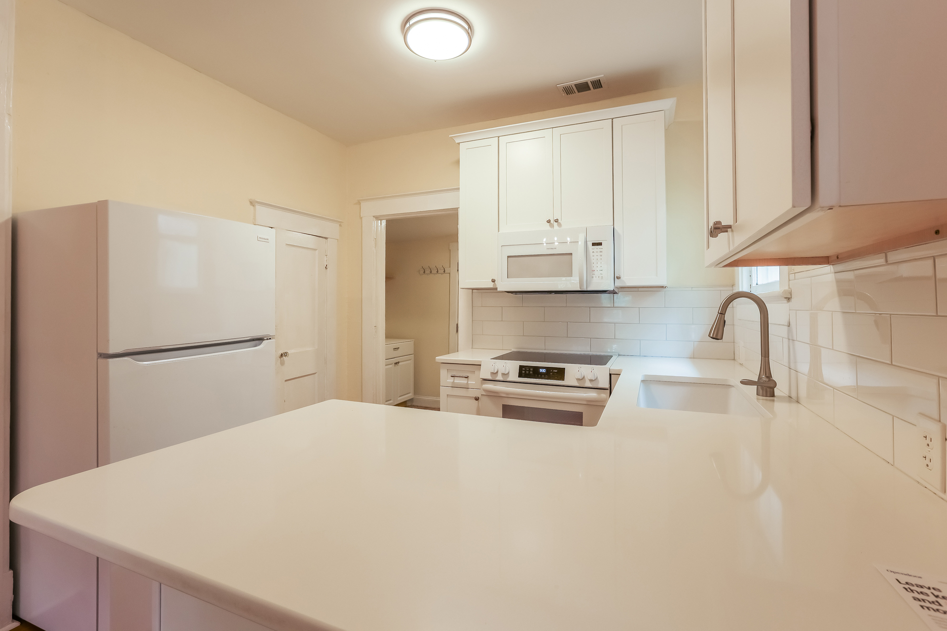 Photo 13 of 21 of 1231 E 42nd St, Savannah, GA
