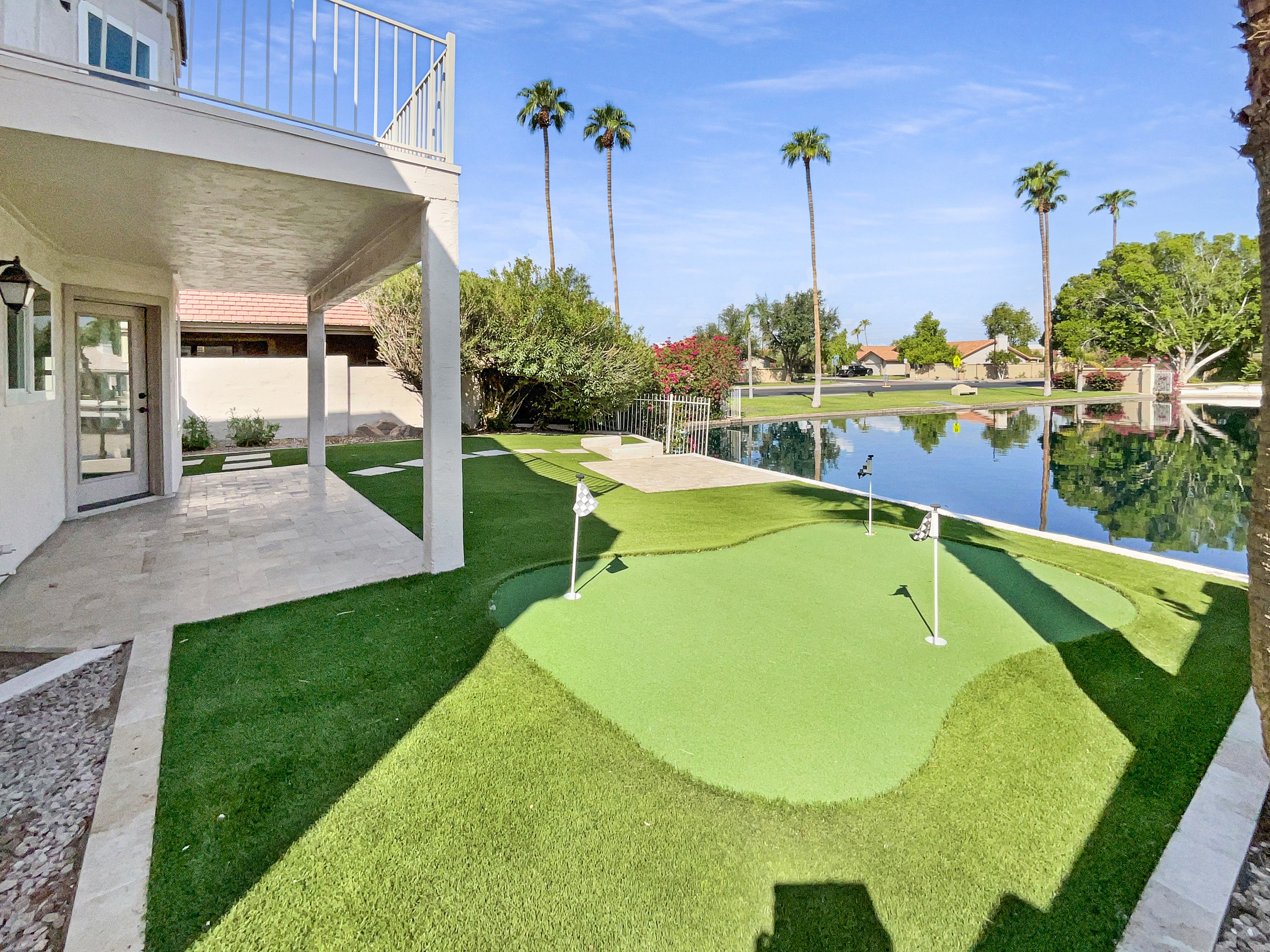 Photo 11 of 30 of 413 S Lake Mirage Dr, Gilbert, AZ