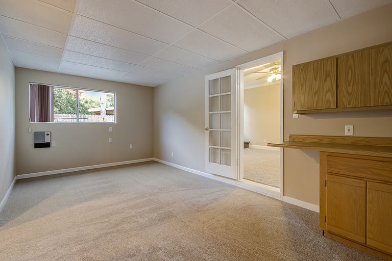 Photo 27 of 40 - 2600 Heidelberg Ct, Sacramento, CA 95826