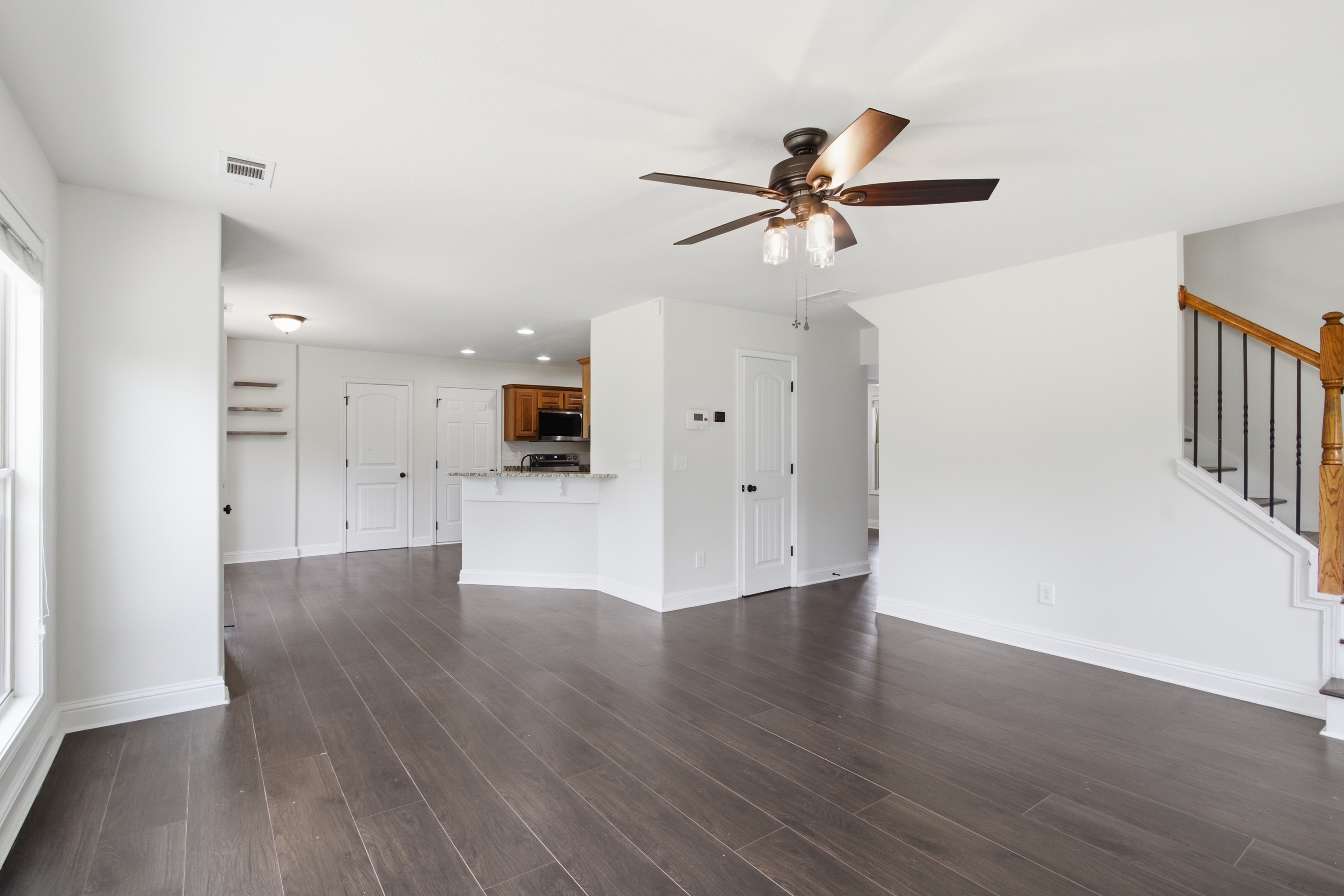 Photo 15 of 42 of 454 Woodbriar Dr, Jefferson, GA