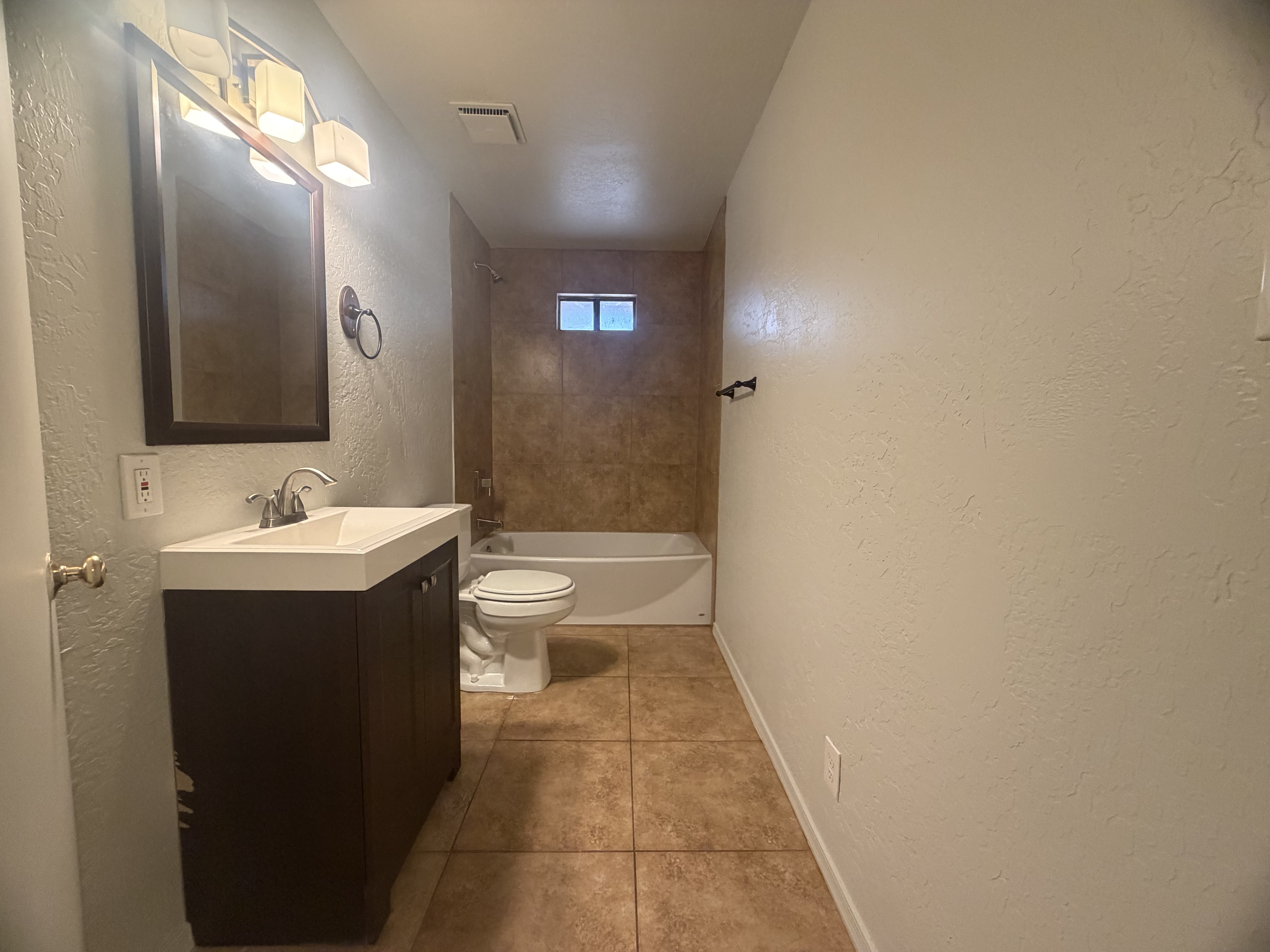 Photo 7 of 16 of 9919 E Magnolia St, Mesa, AZ