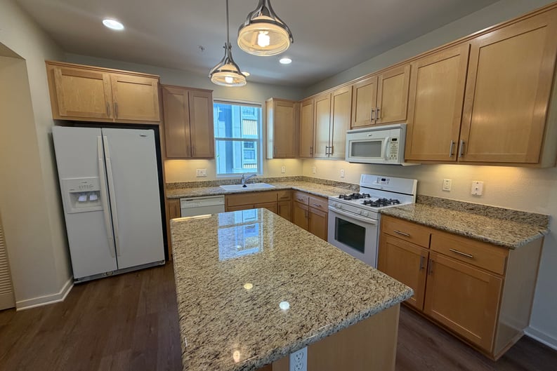 Property photo 2 of 4244 Providence Ter