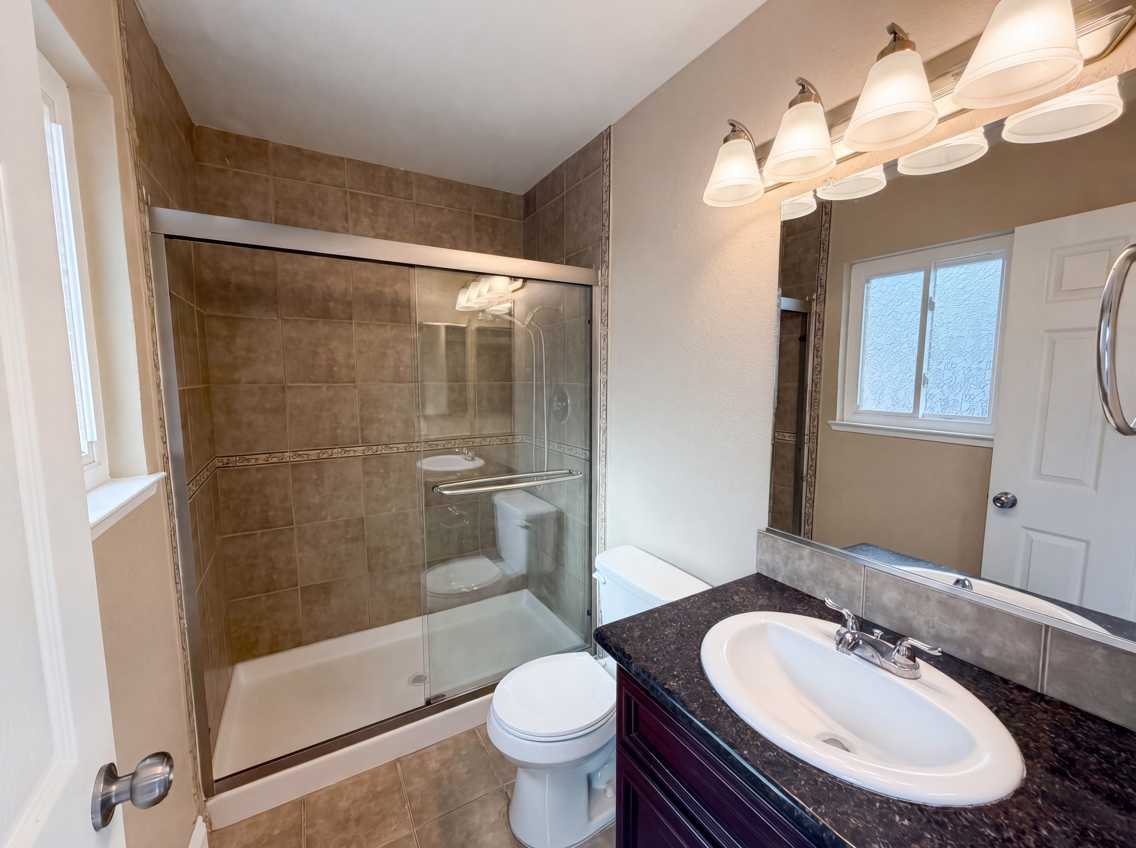 Photo 19 of 20 of 8232 Moorhaven Way, Sacramento, CA