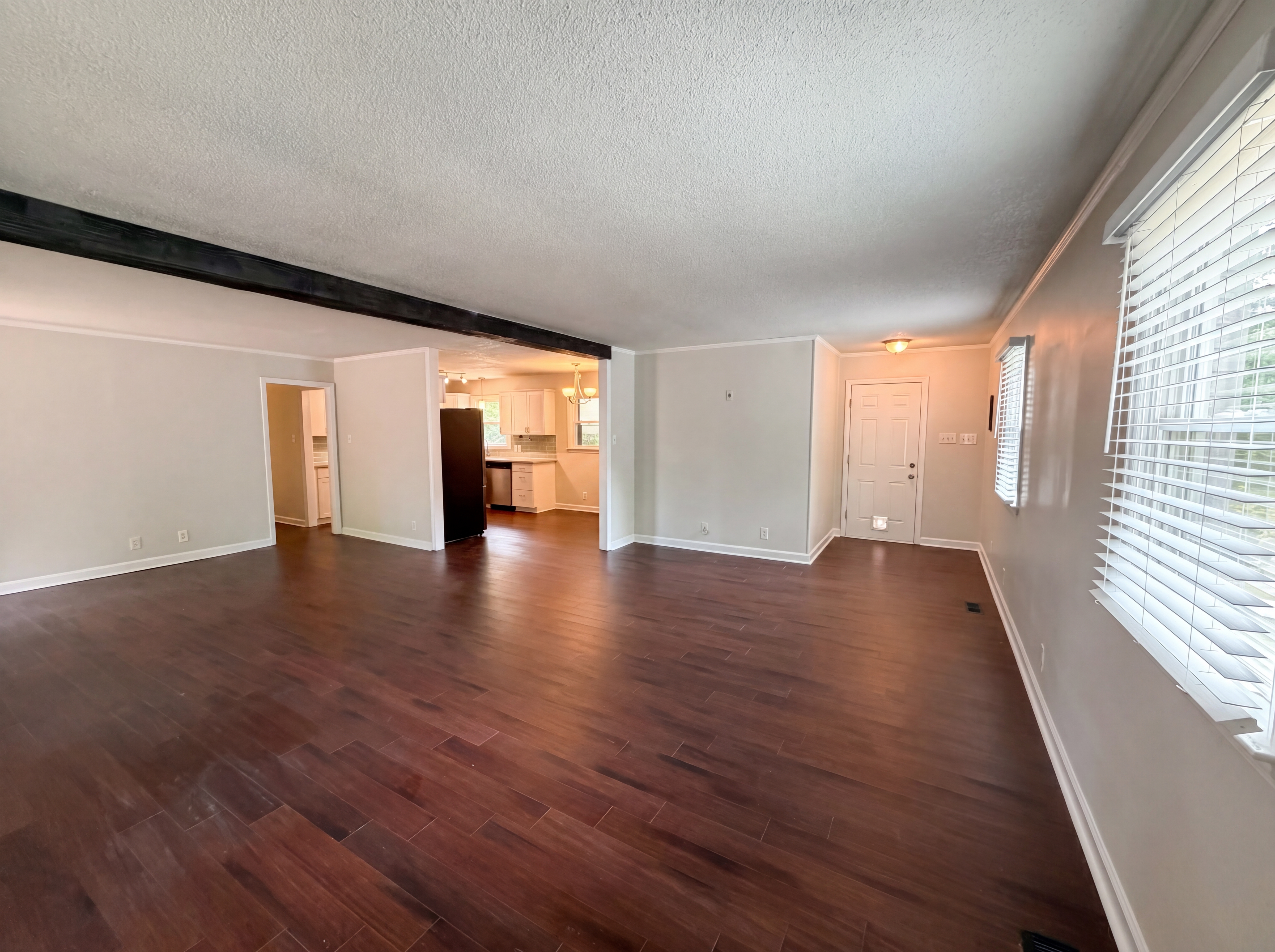 Photo 7 of 16 of 3404 Redwood Rd, Durham, NC